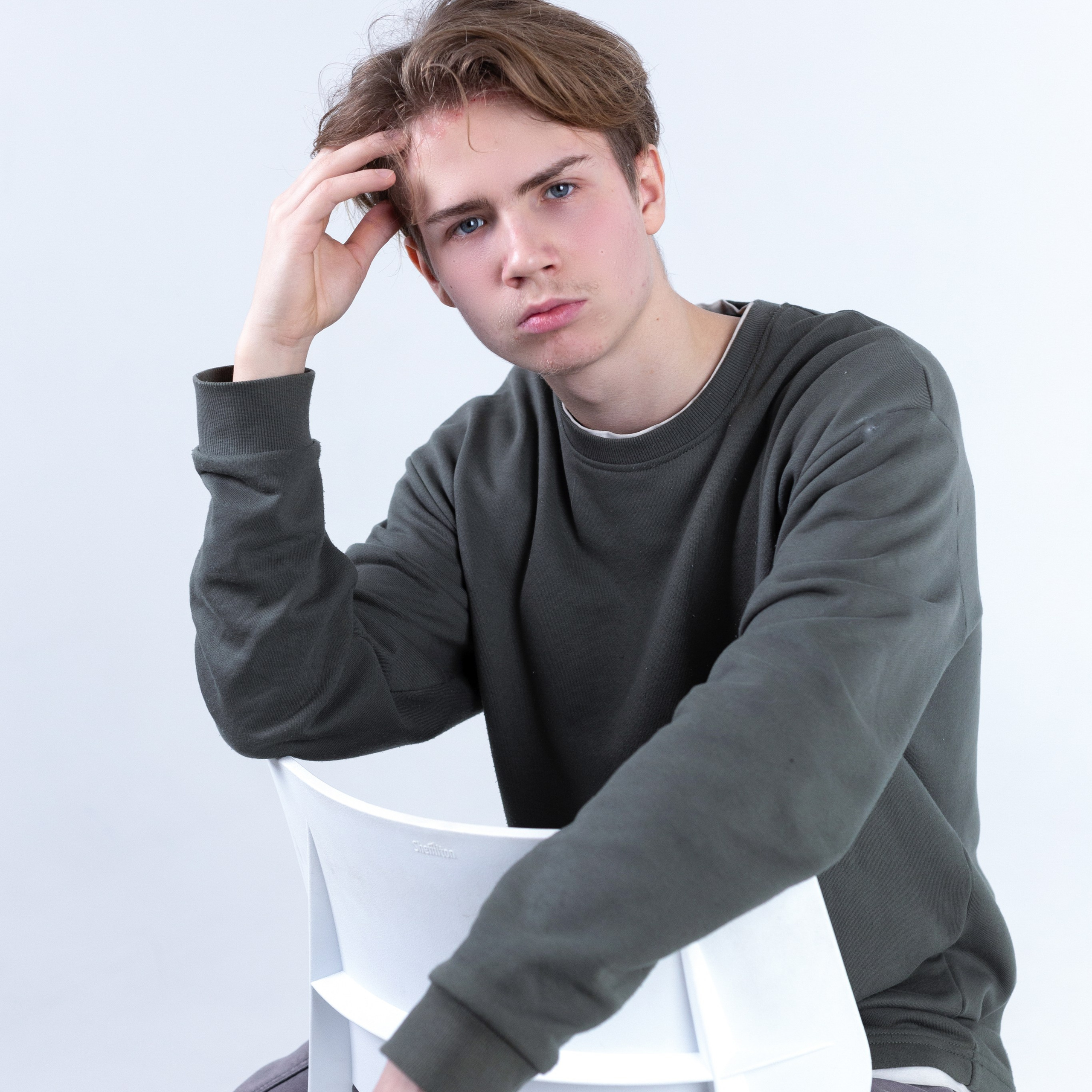 Теттиев Артём