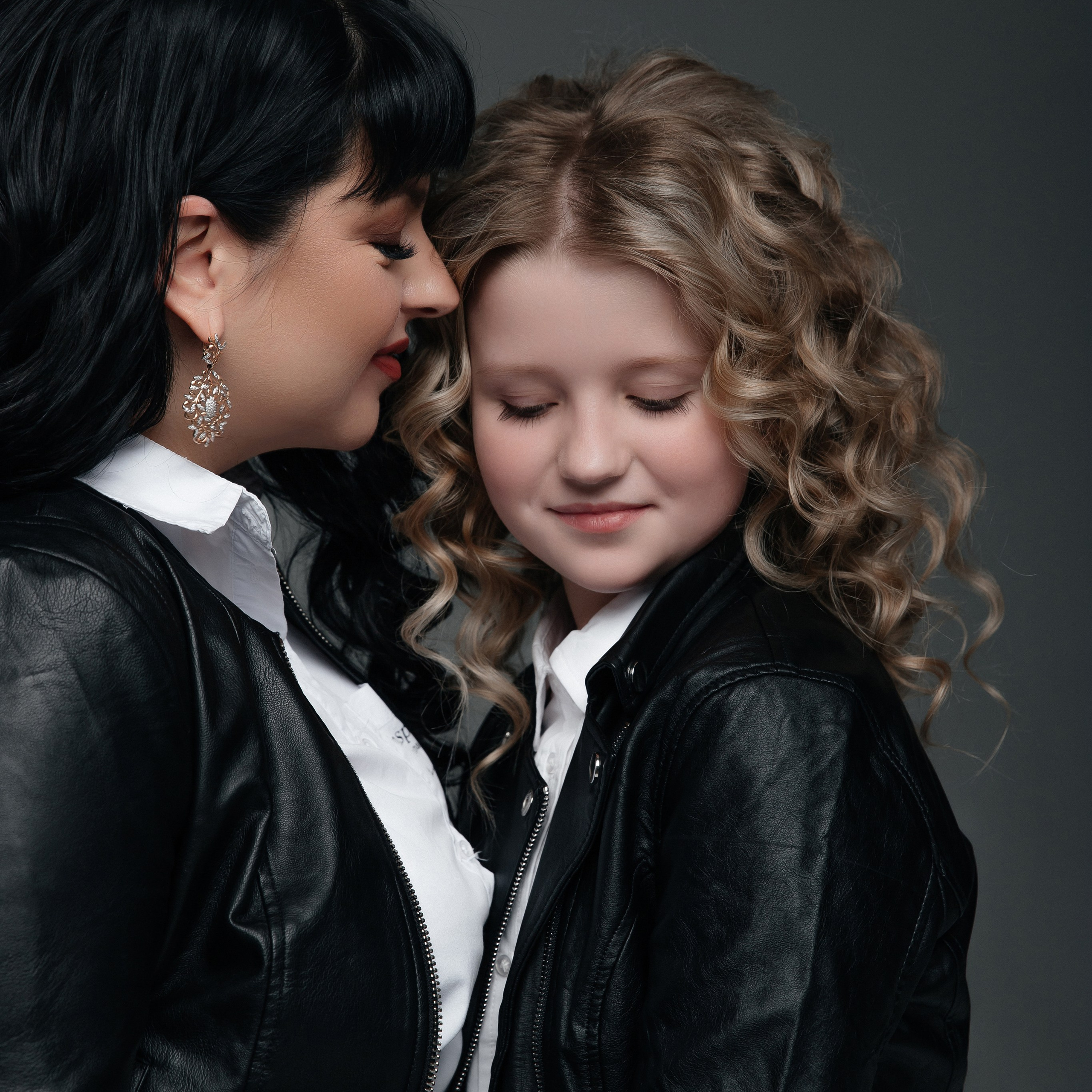 Отзывы о фотографе Юлии Солнечной в Томске | Реальные истории пар. Свадебный фотограф в Томске Юлия Солнечная | Живые эмоции