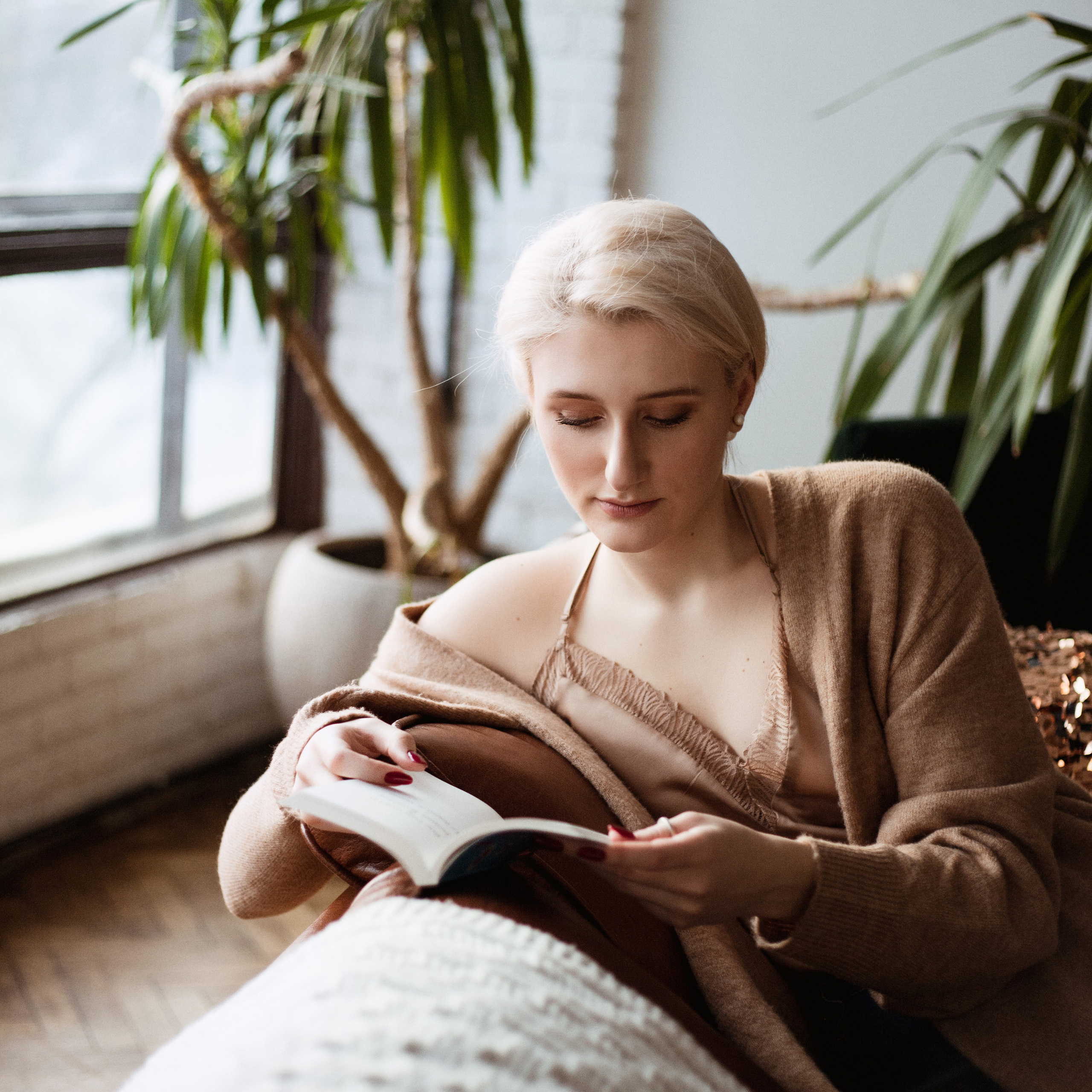 Женская съемка портфолио. Фотограф для Instagram-контента и сайтов Москва