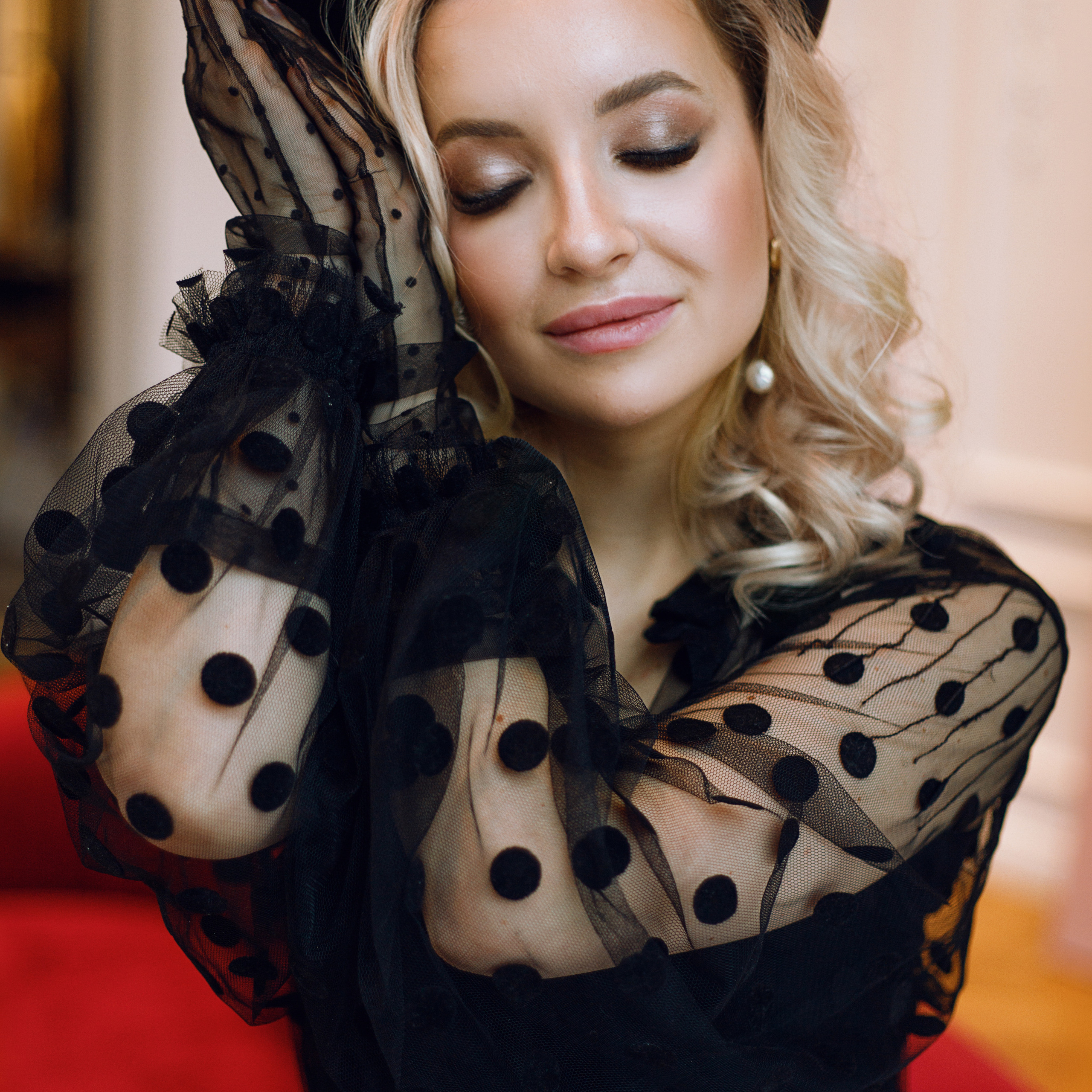 Женская съемка портфолио. Фотограф для Instagram-контента и сайтов Москва