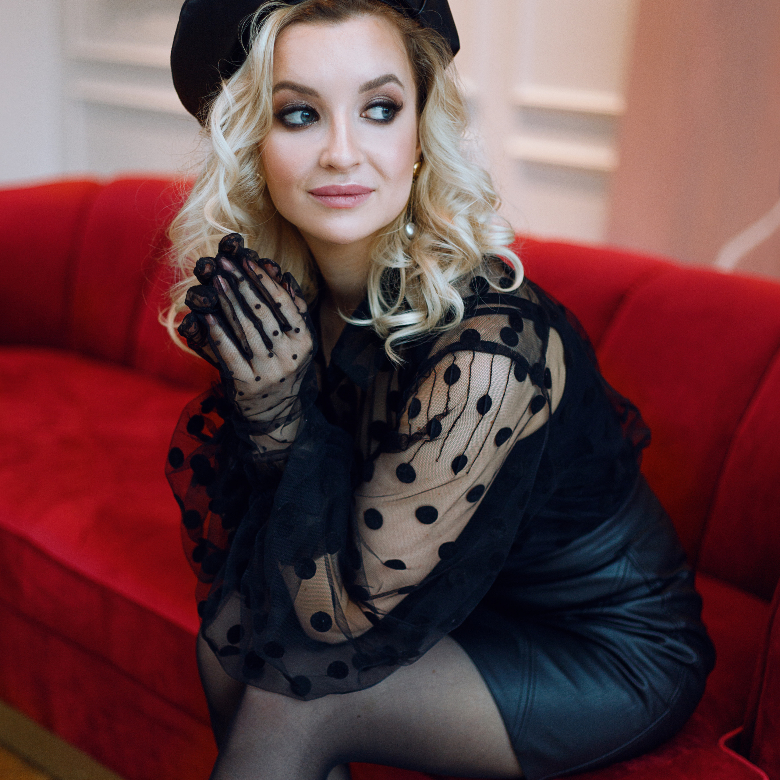 Женская съемка портфолио. Фотограф для Instagram-контента и сайтов Москва