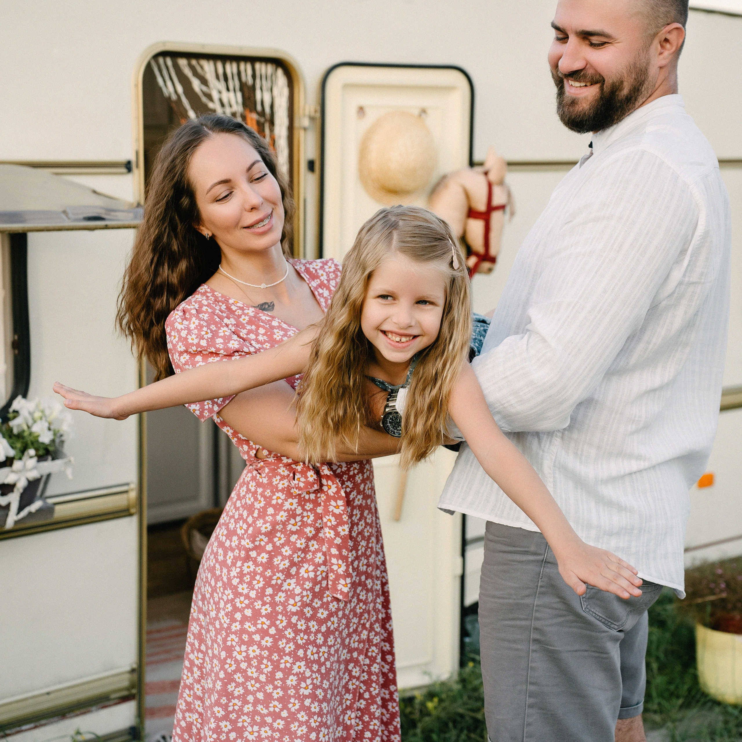 Иван, Олеся и Есения