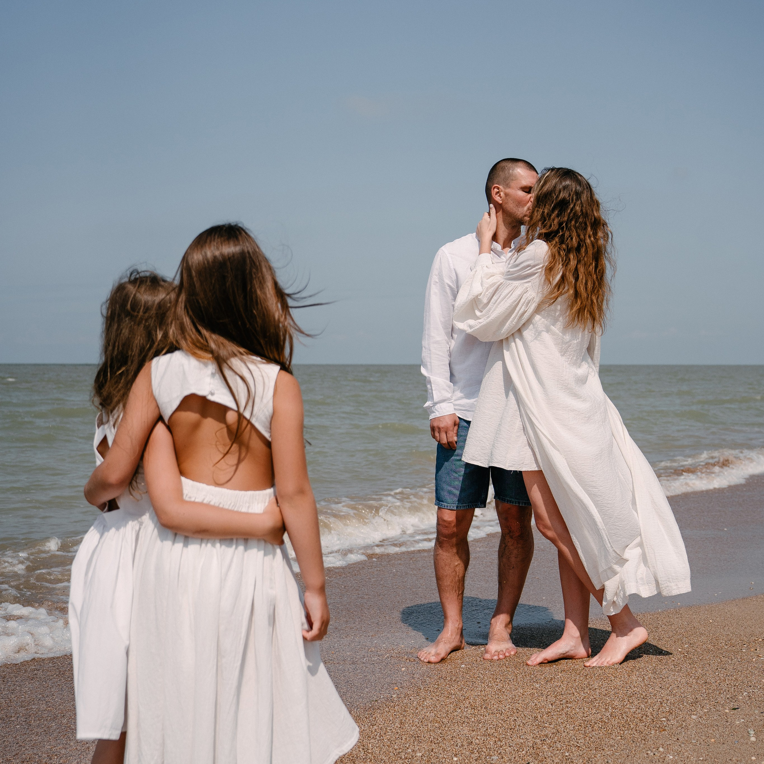 Артем, Мила, Маша и Даша