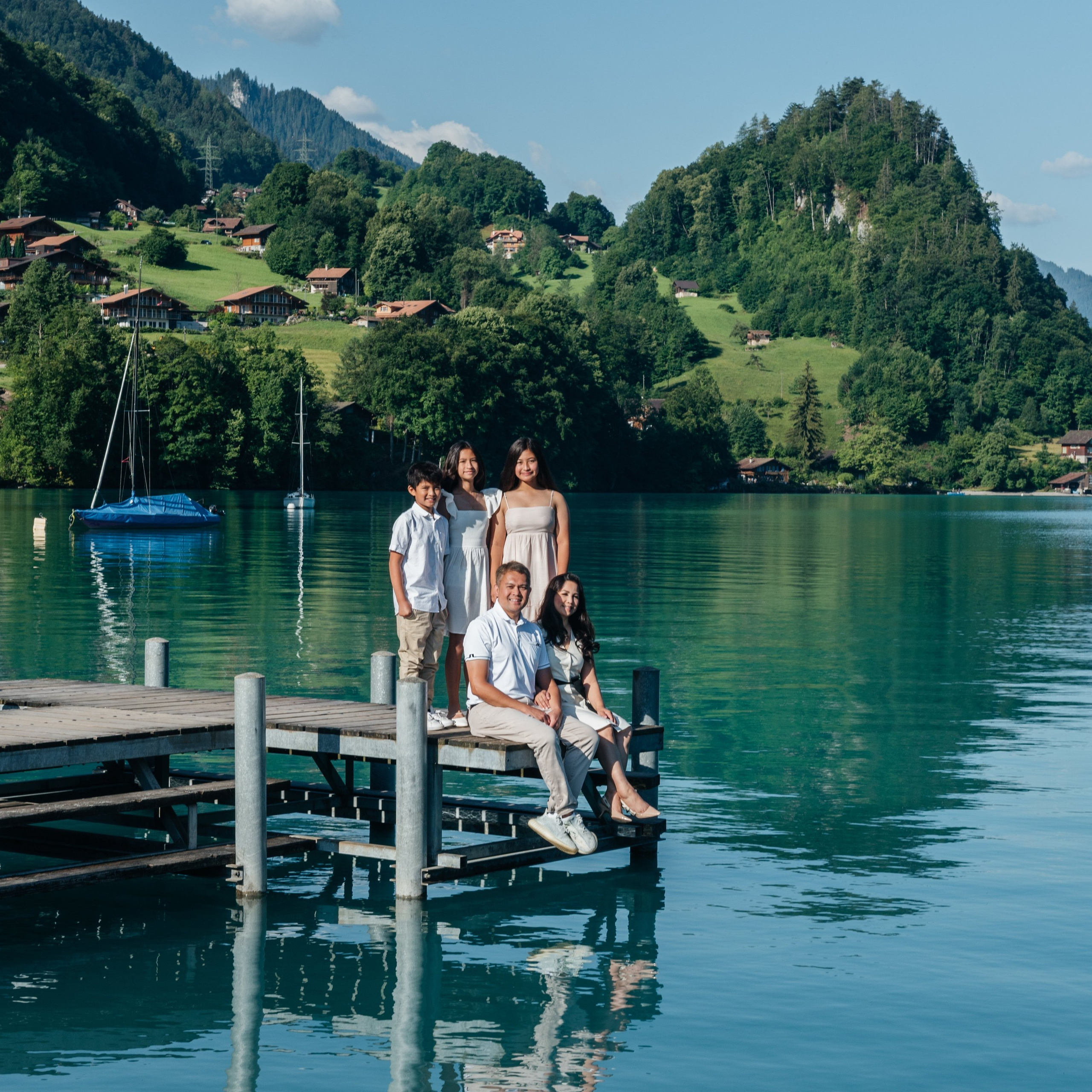 Jon, Michelle, Camille, Gabriel and Hannah (Iseltwald, Suisse)