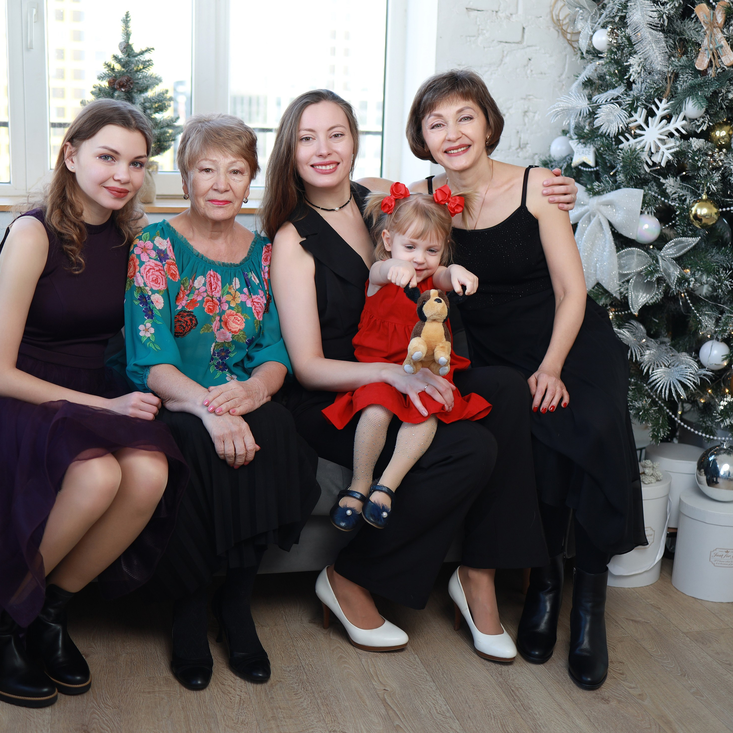 Фотосессия в зале НЕОН. Lucky Loft Studios