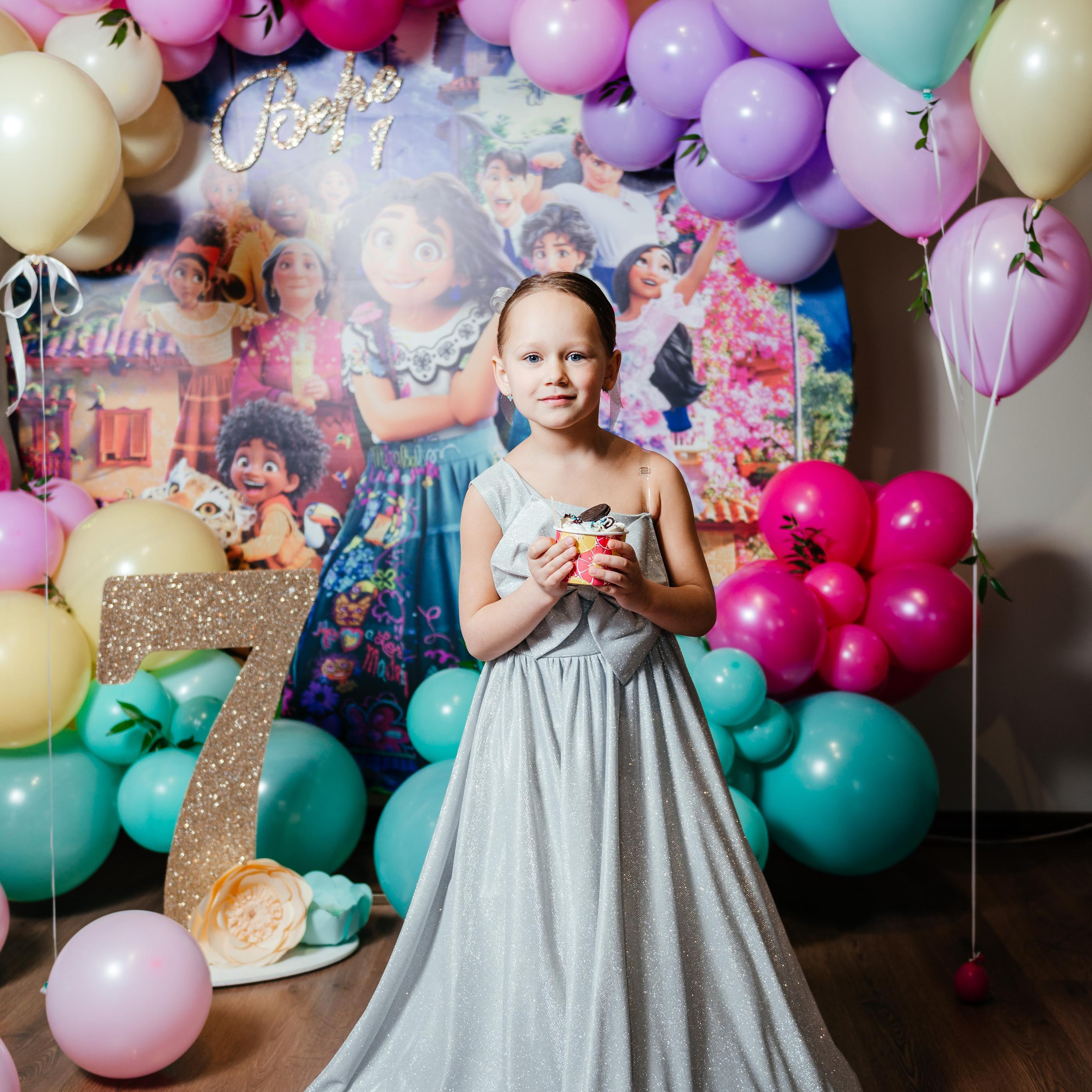 Верочке 7 лет. Репортаж с праздника.