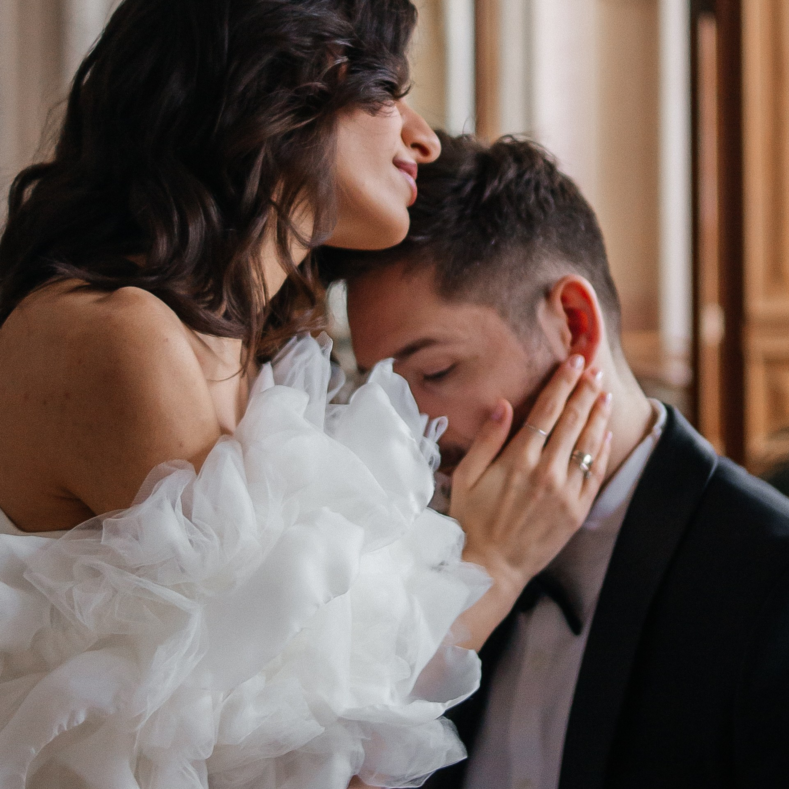 Свадебное lovestory в Пушкинской библиотеке. Фотограф в Москве