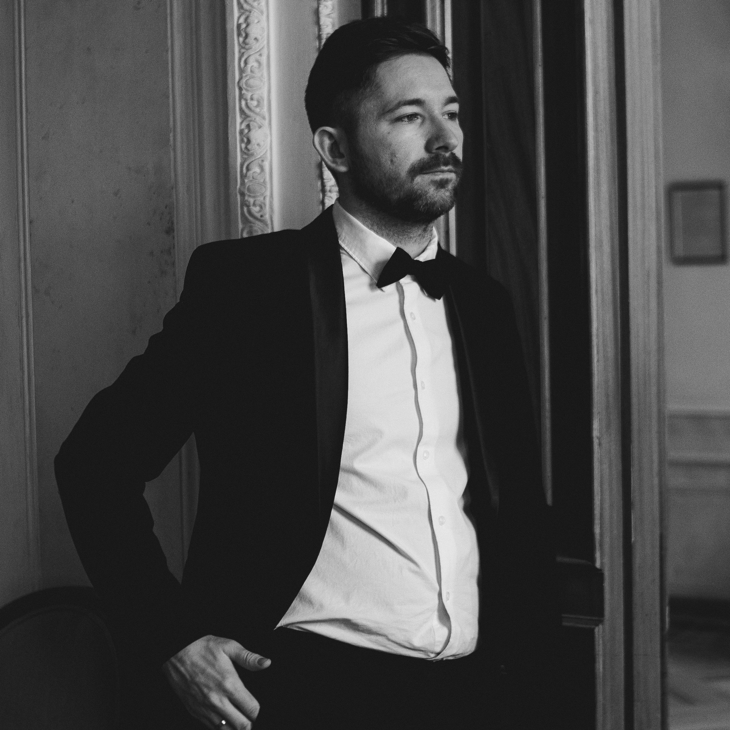 Свадебное lovestory в Пушкинской библиотеке. Фотограф в Москве