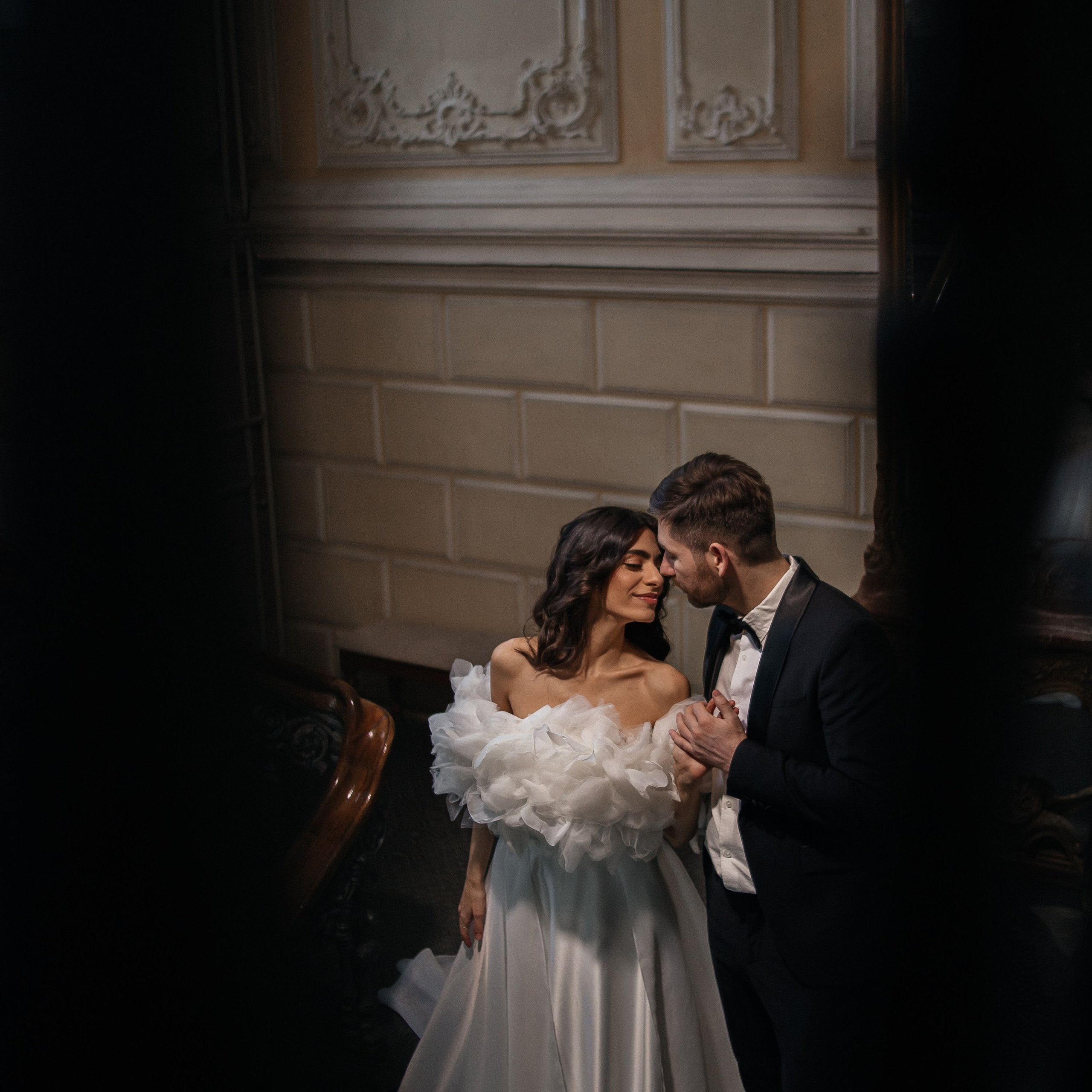 Свадебное lovestory в Пушкинской библиотеке. Фотограф в Москве