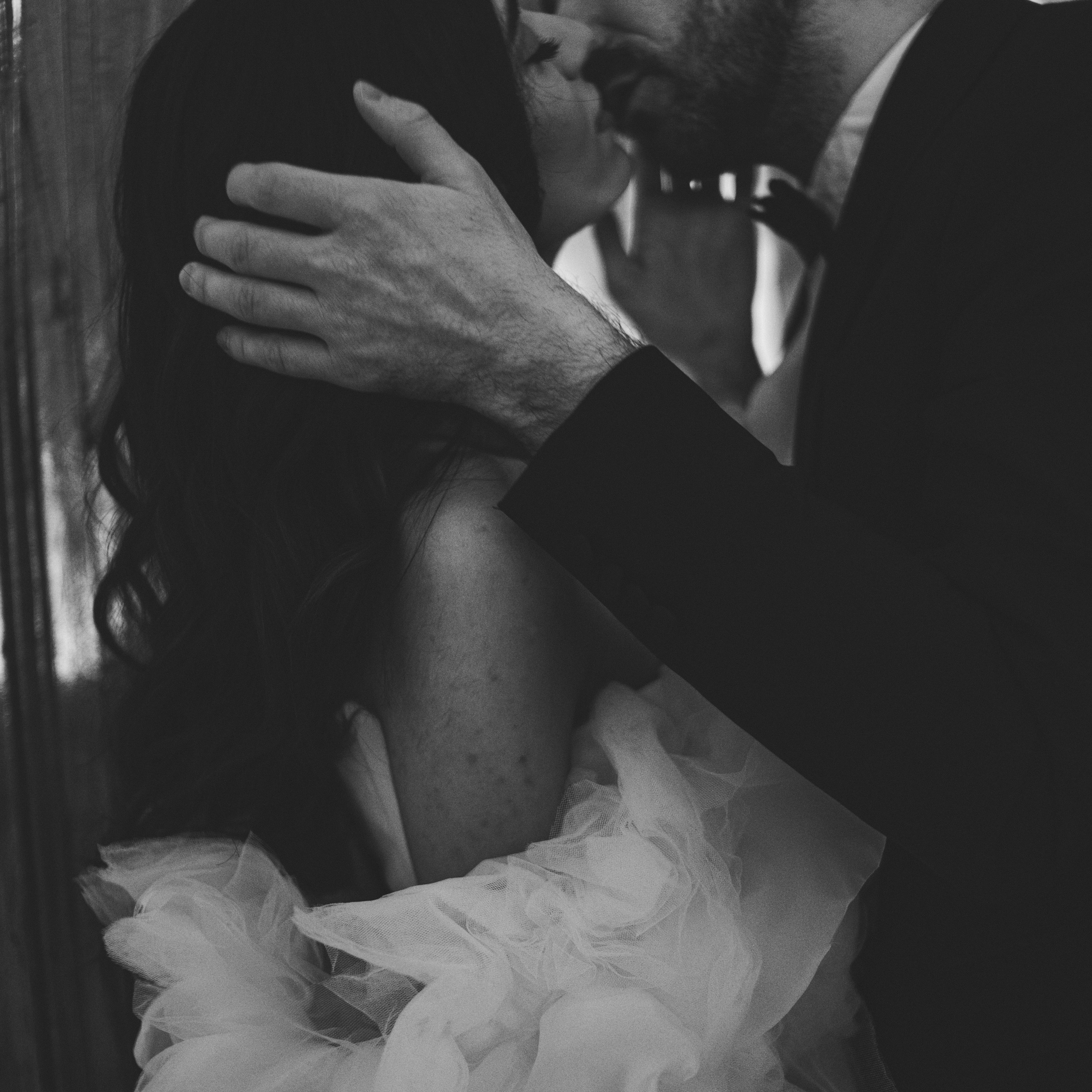 Свадебное lovestory в Пушкинской библиотеке. Фотограф в Москве