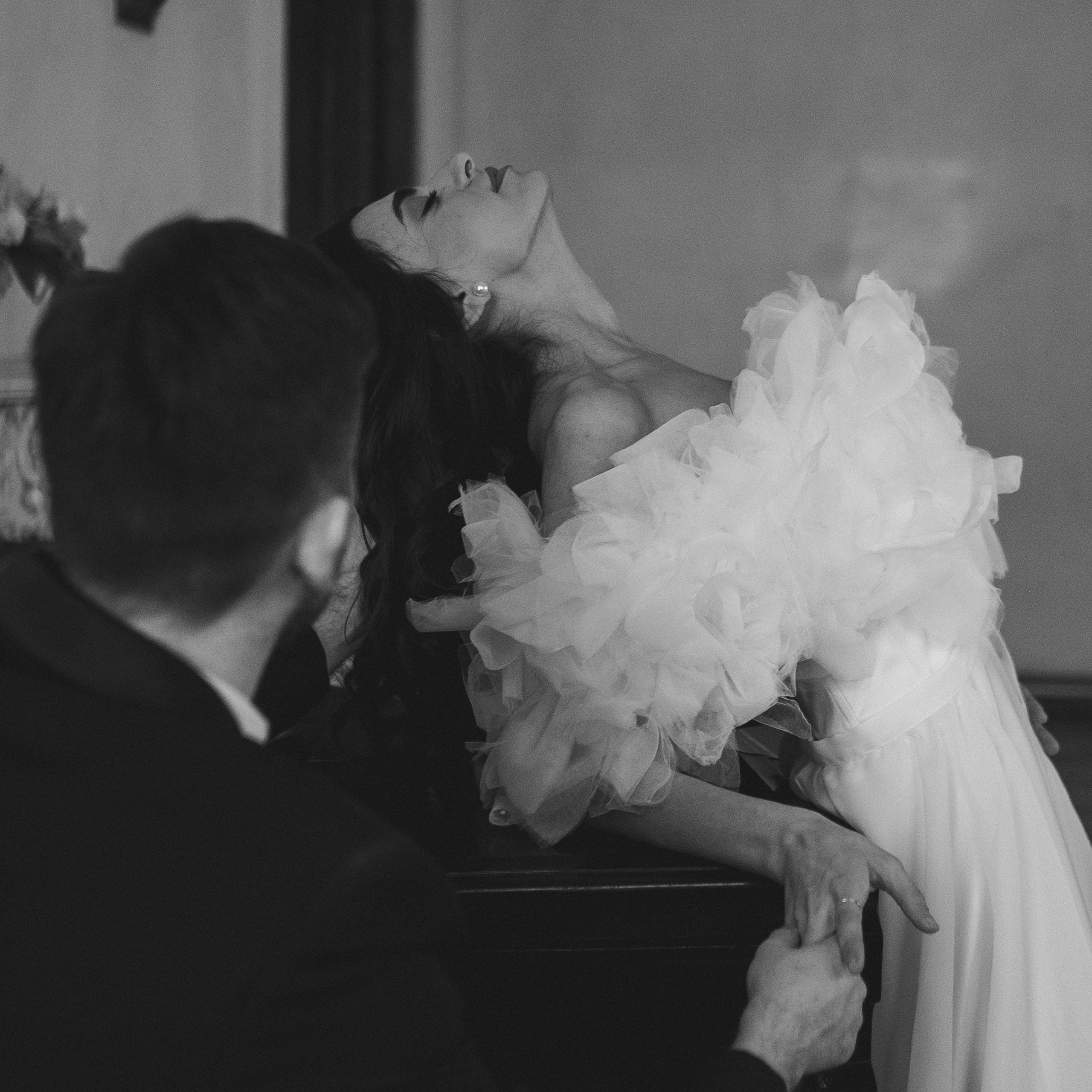 Свадебное lovestory в Пушкинской библиотеке. Фотограф в Москве