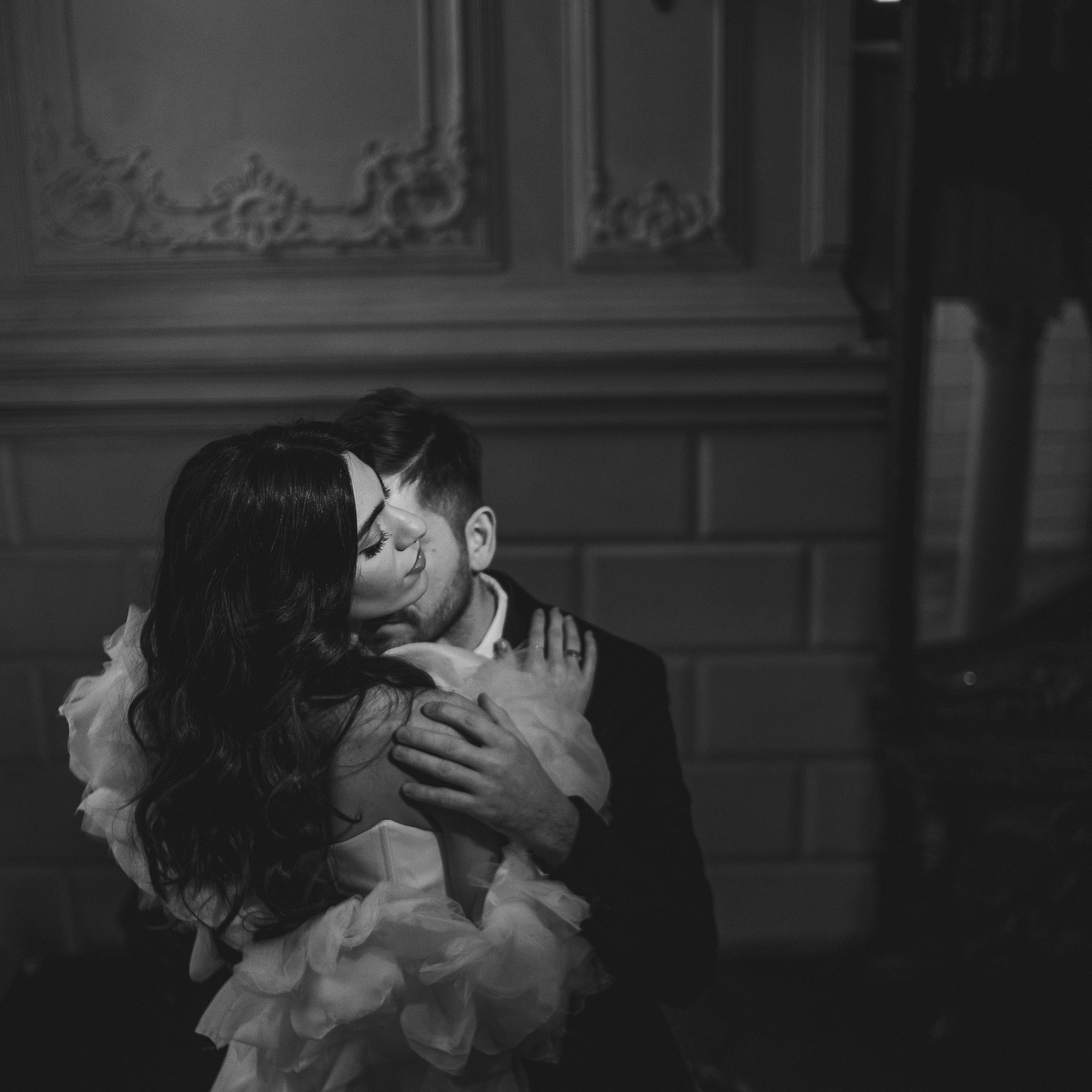 Свадебное lovestory в Пушкинской библиотеке. Фотограф в Москве