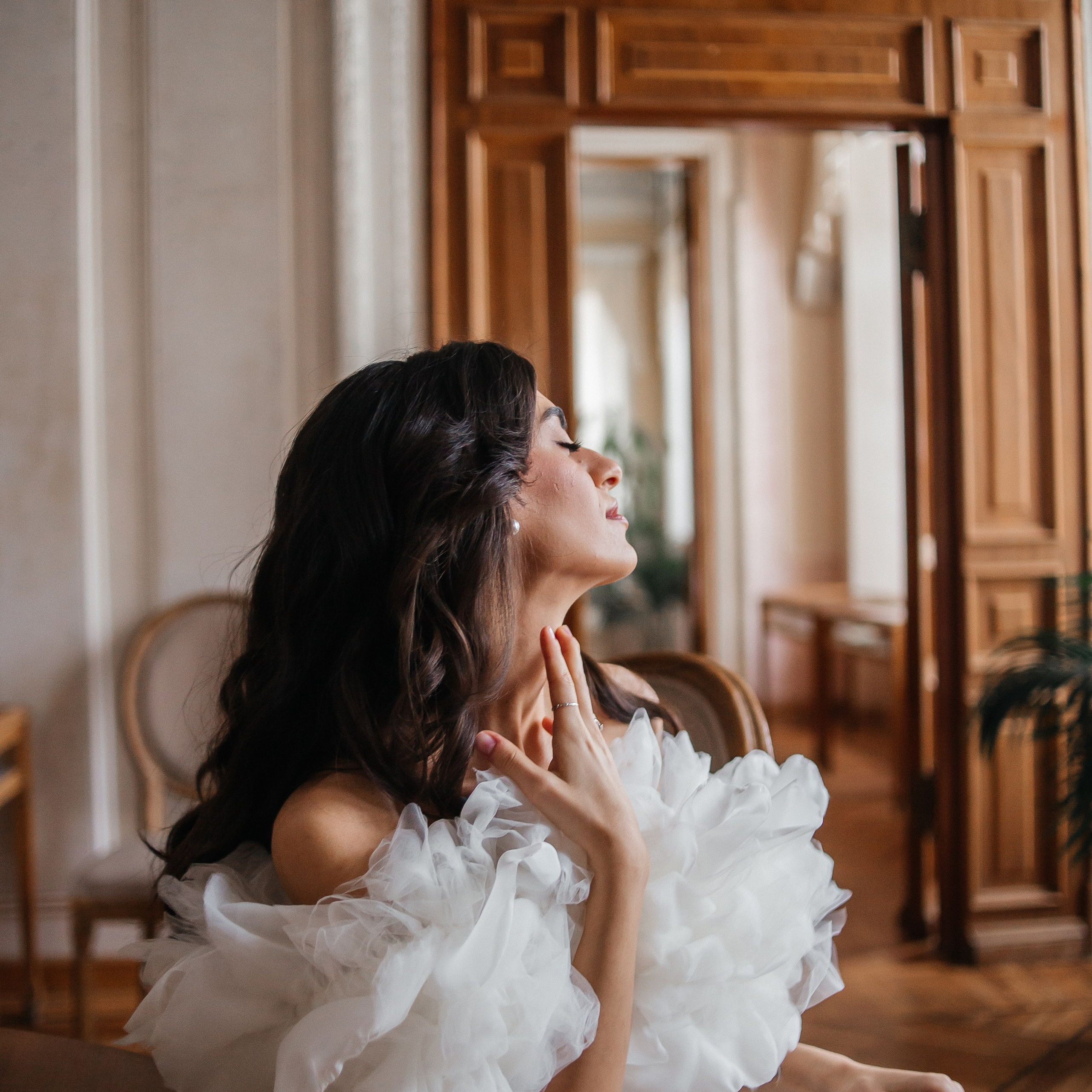 Свадебное lovestory в Пушкинской библиотеке. Фотограф в Москве