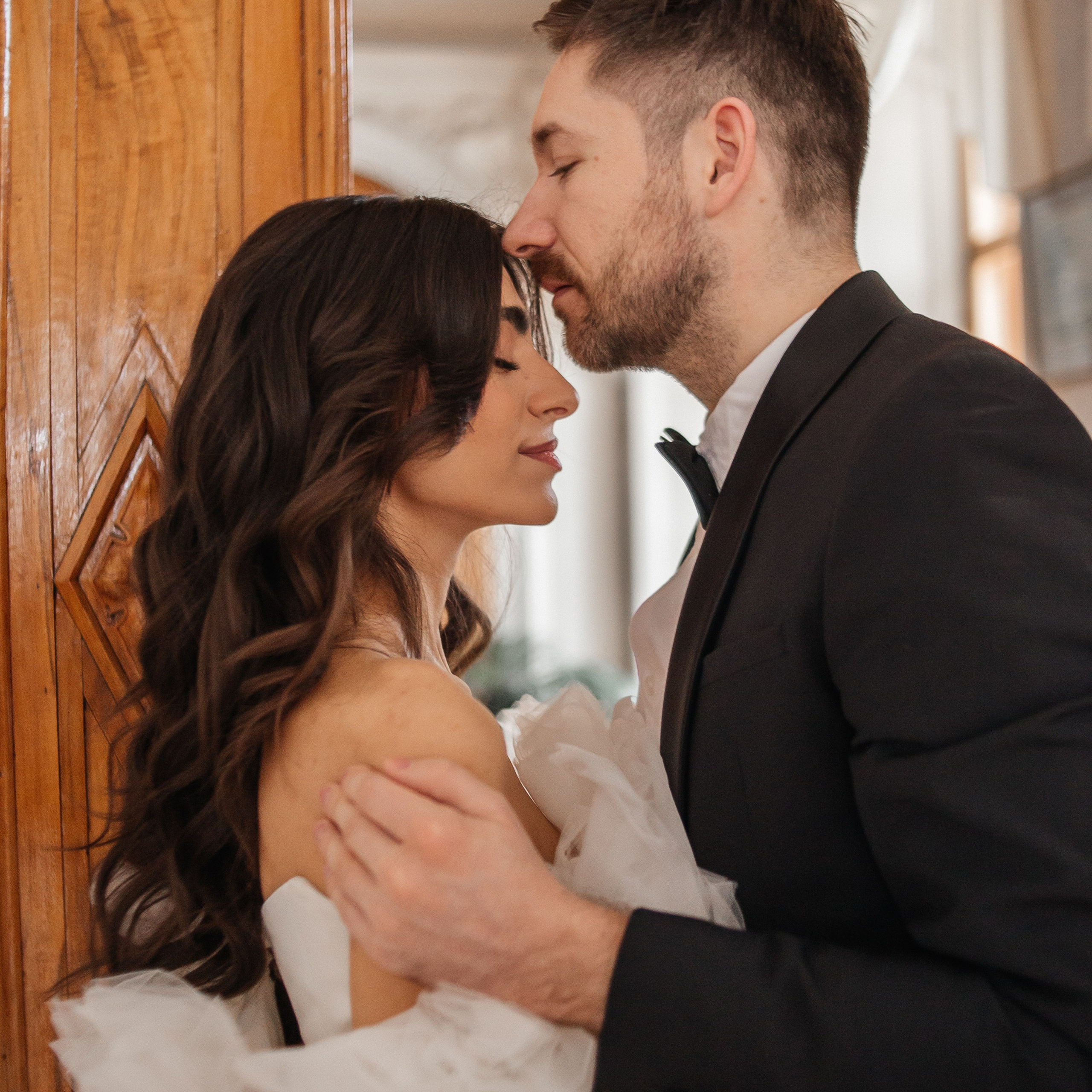 Свадебное lovestory в Пушкинской библиотеке. Фотограф в Москве