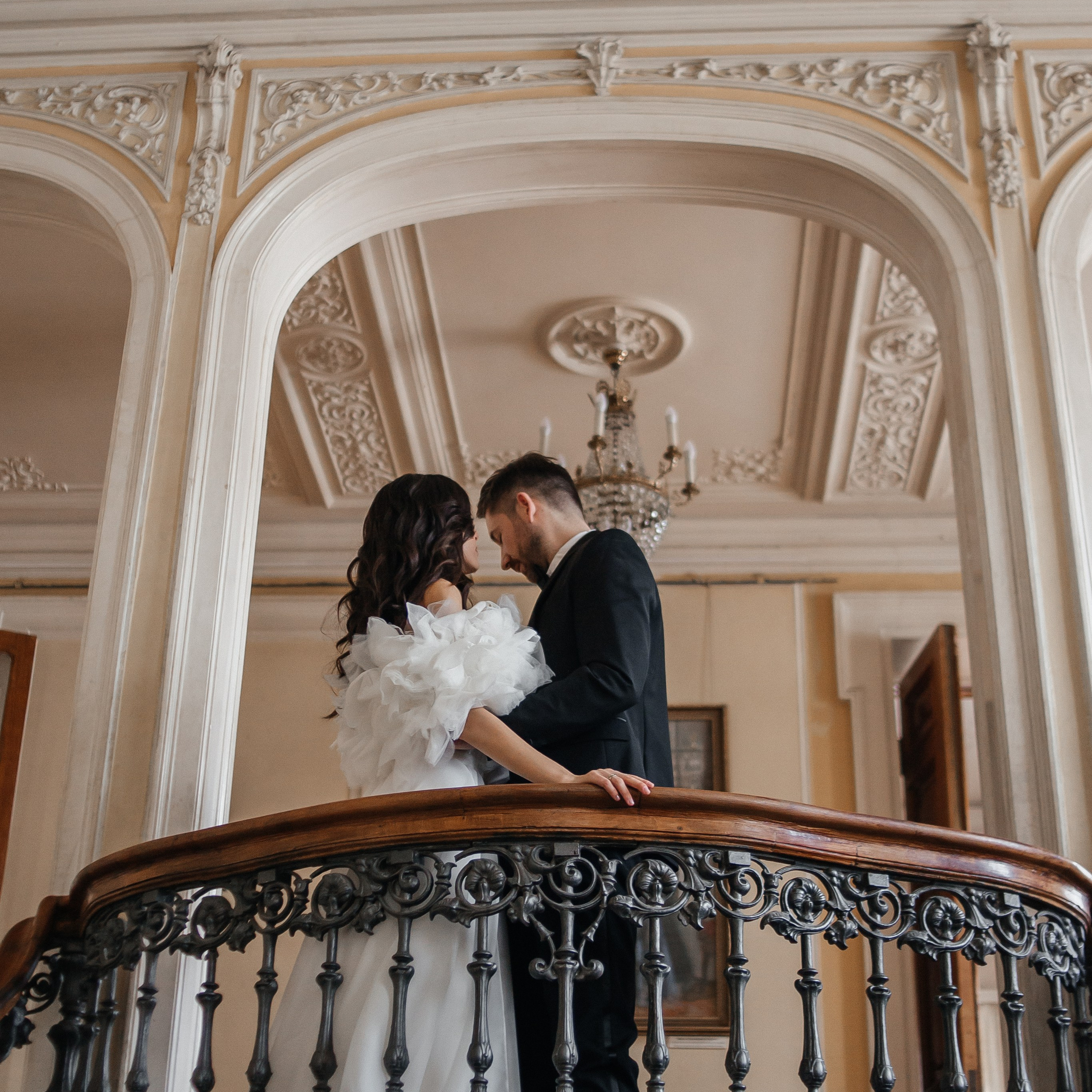 Свадебное lovestory в Пушкинской библиотеке. Фотограф в Москве