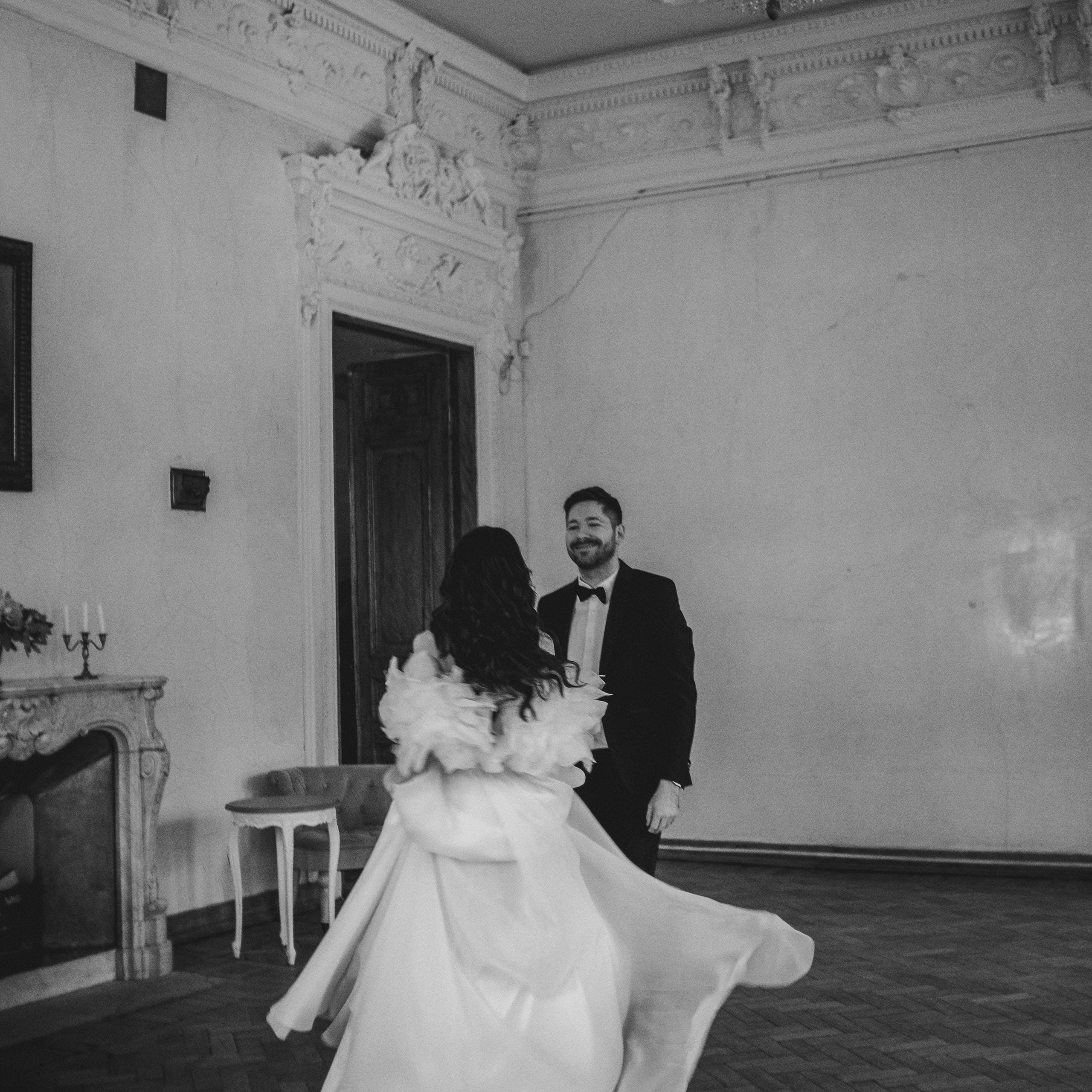 Свадебное lovestory в Пушкинской библиотеке. Фотограф в Москве