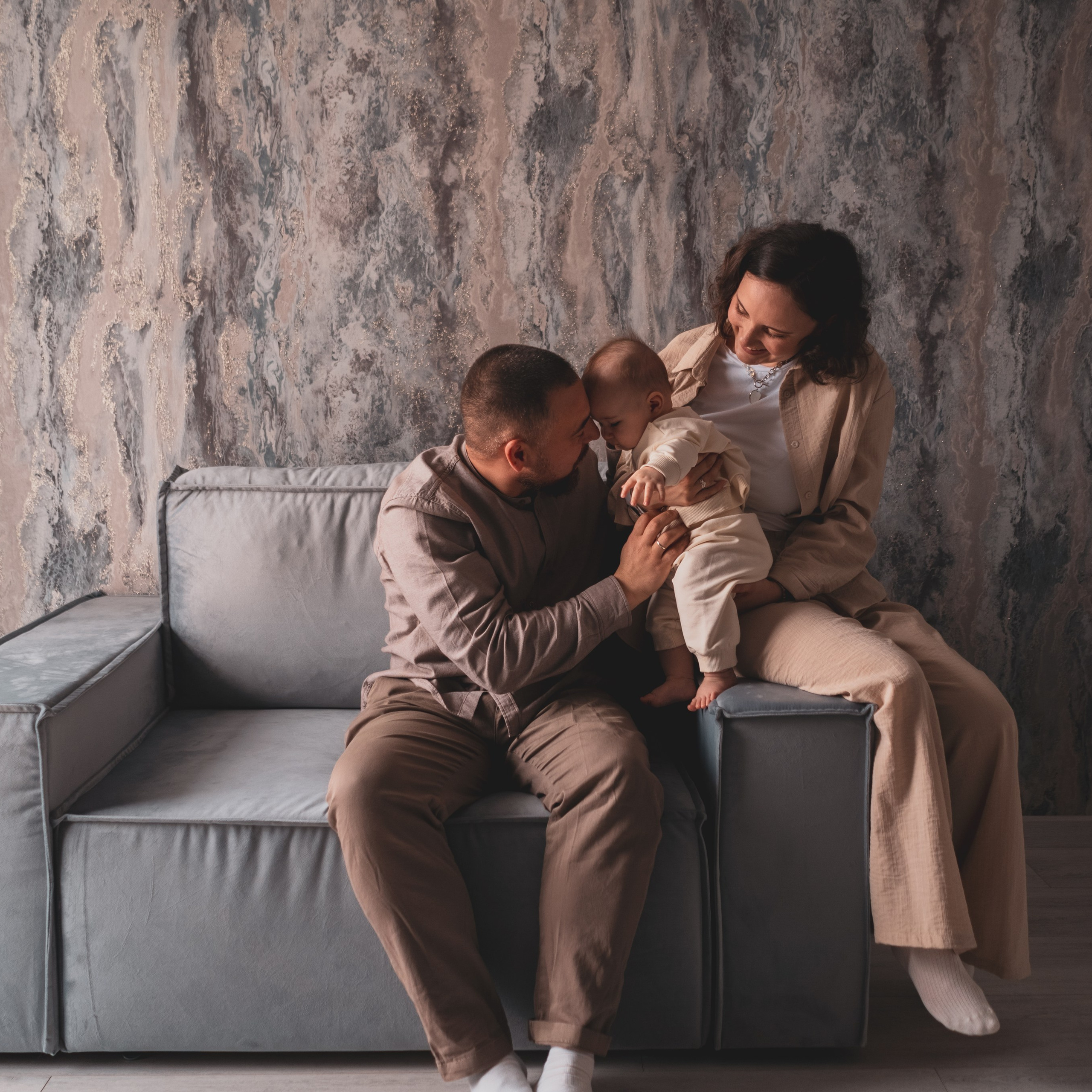 Мансур с родителями, Щелково, домашняя съемка