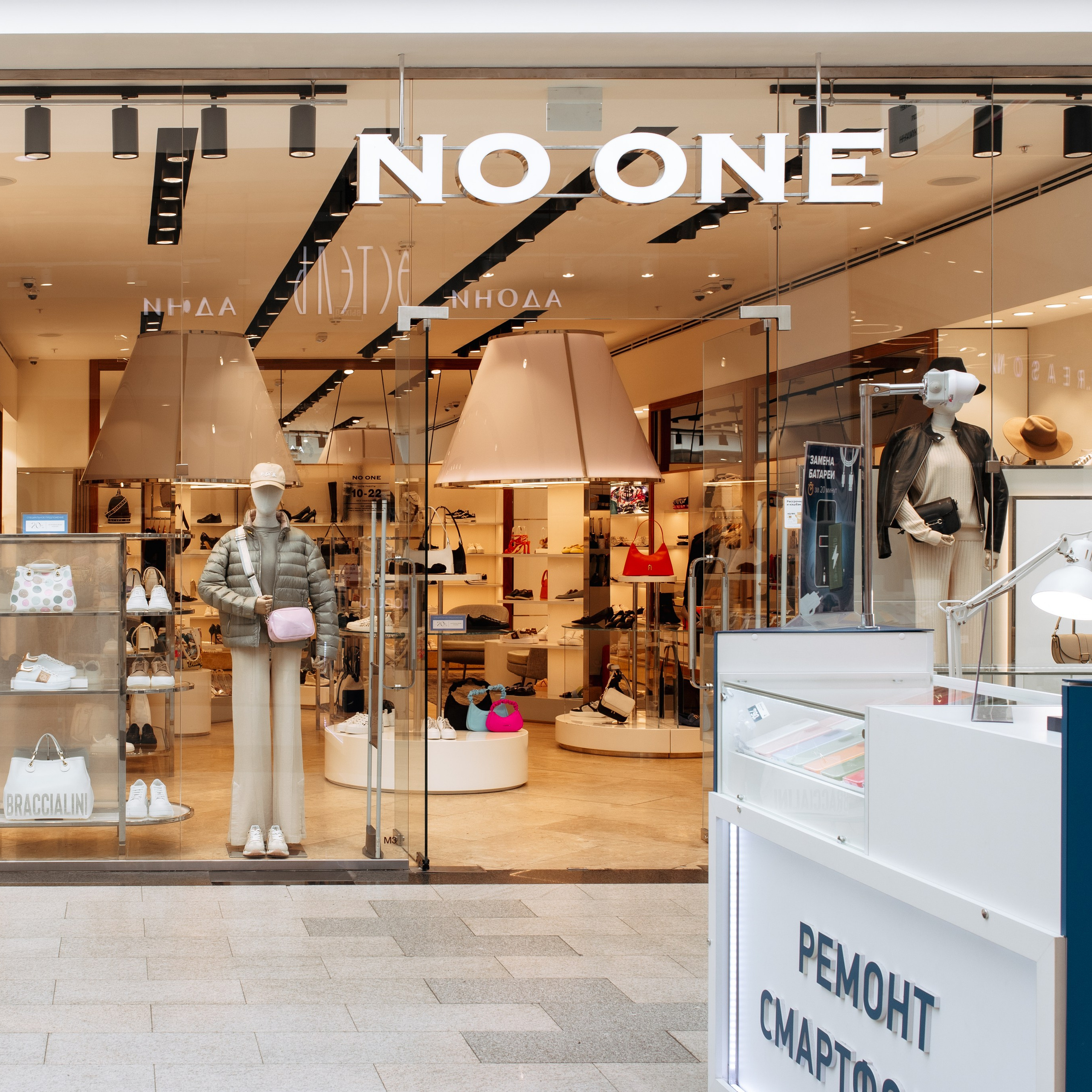Интерьерная съемка NO ONE (ТРЦ Планета)