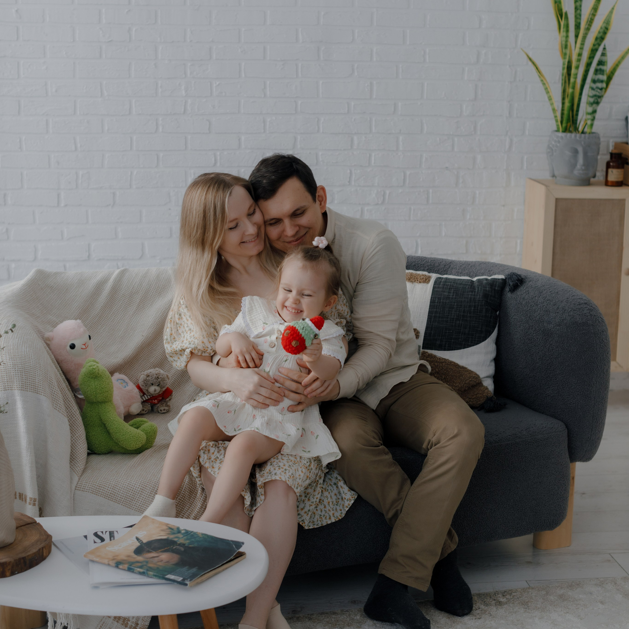 Полина, Виктор и Эмилия