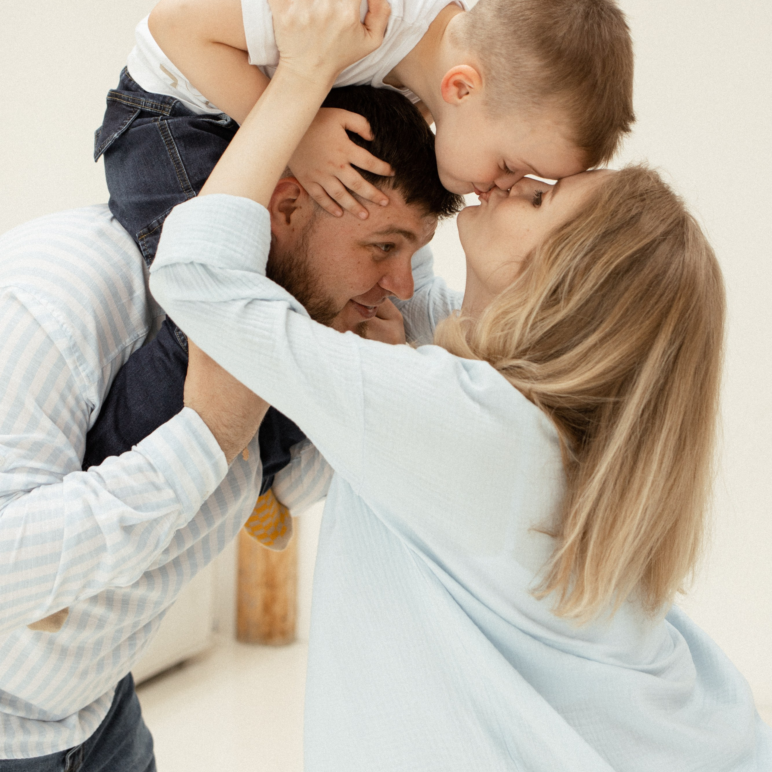 Павел, Костик и Екатерина с животиком