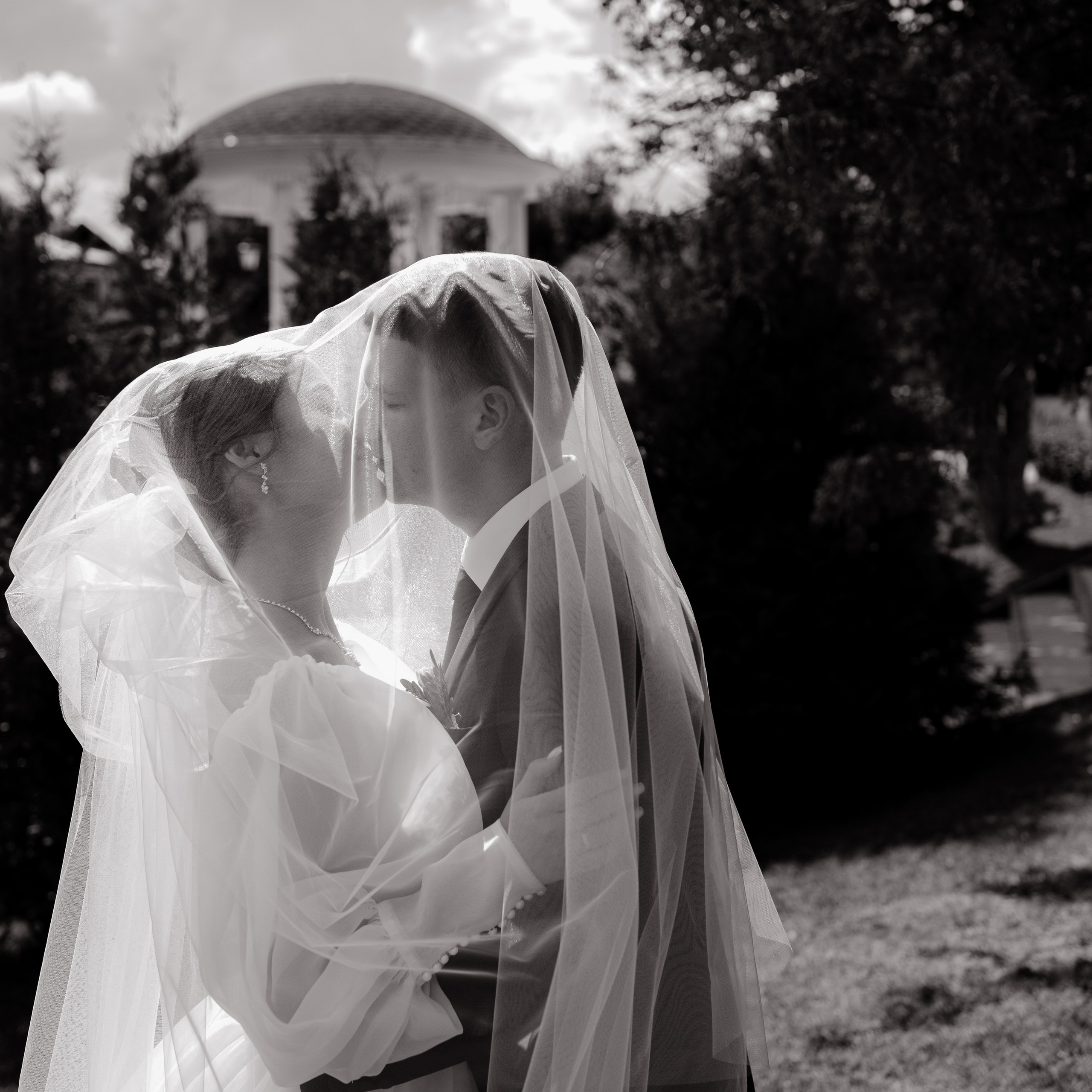 Отзывы моих клиентов. Свадебный фотограф в Балаково — Андрей Яхнин: стильные и эмоциональные фотосессии