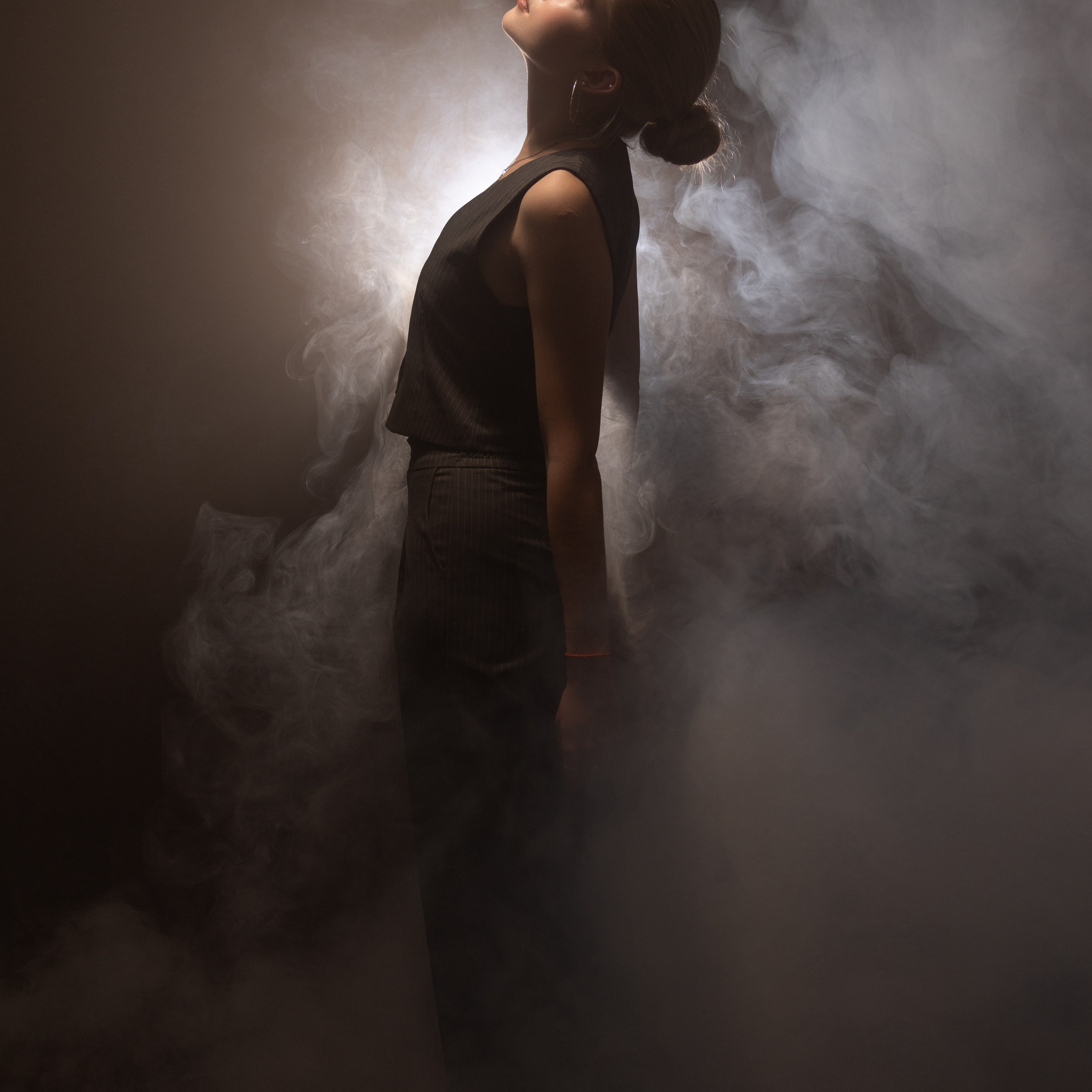 Портрет в дыму. Фотограф Николай Т