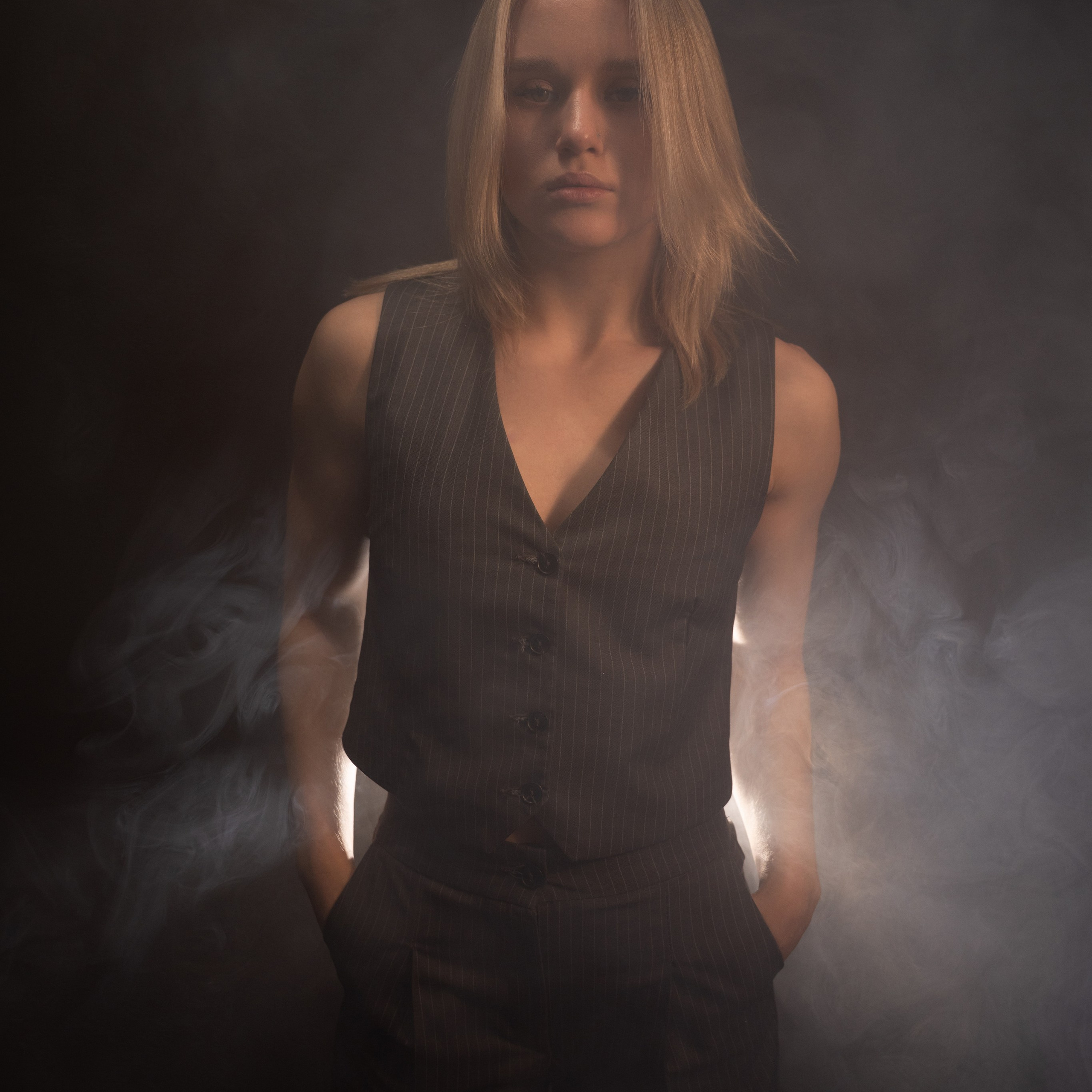 Портрет в дыму. Фотограф Николай Т