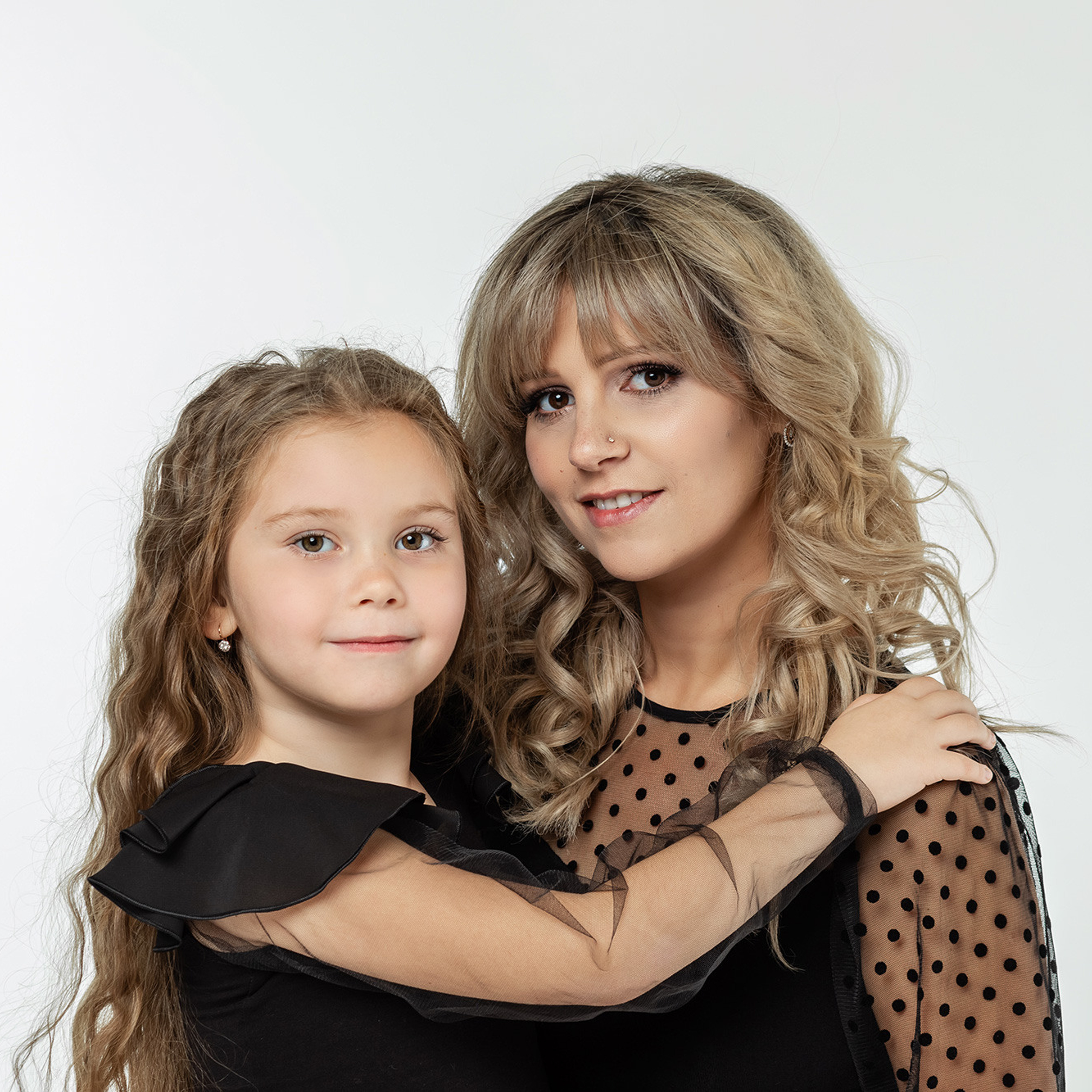 Нармина, Павел и Илана. Фотограф Новороссийск