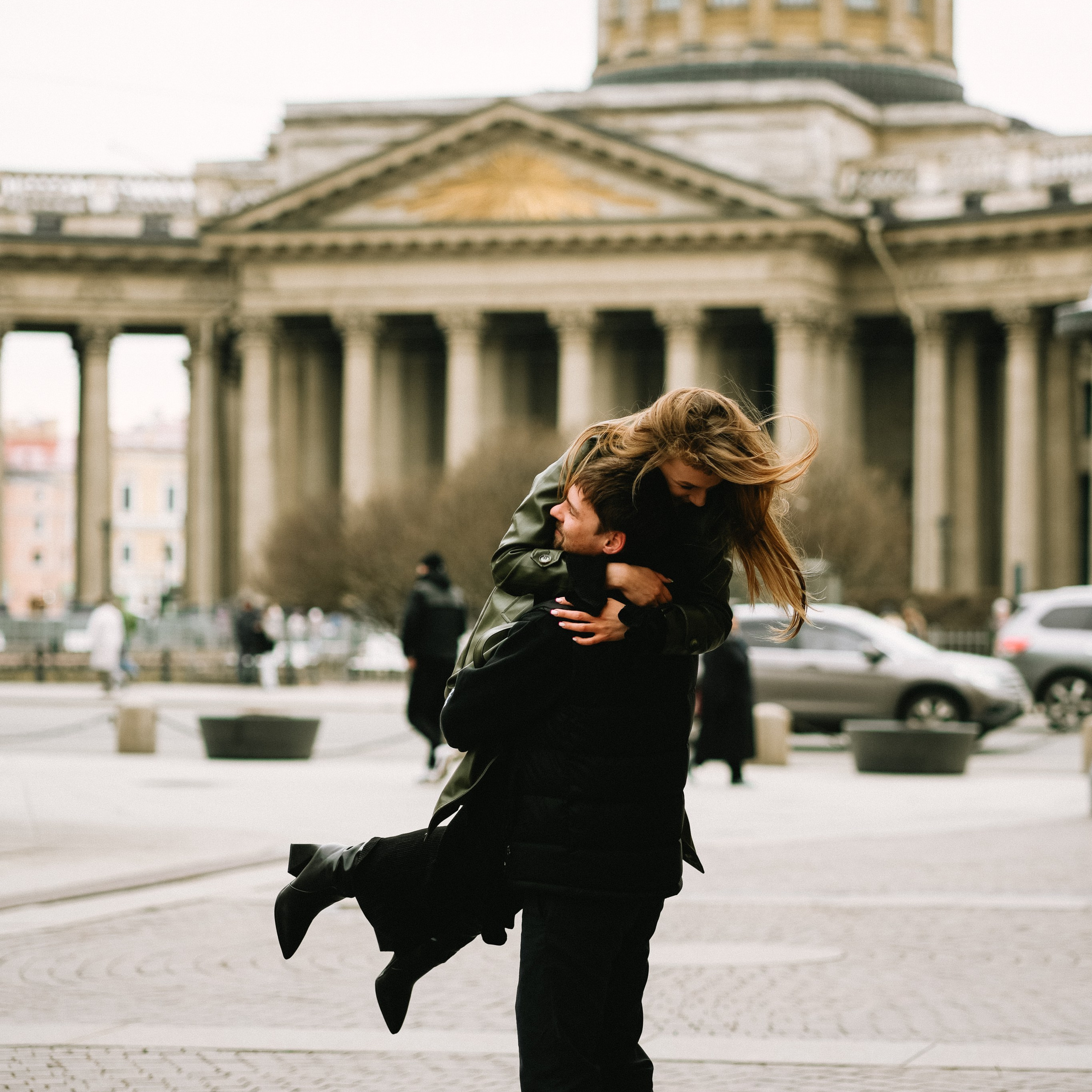 Катя и Максим