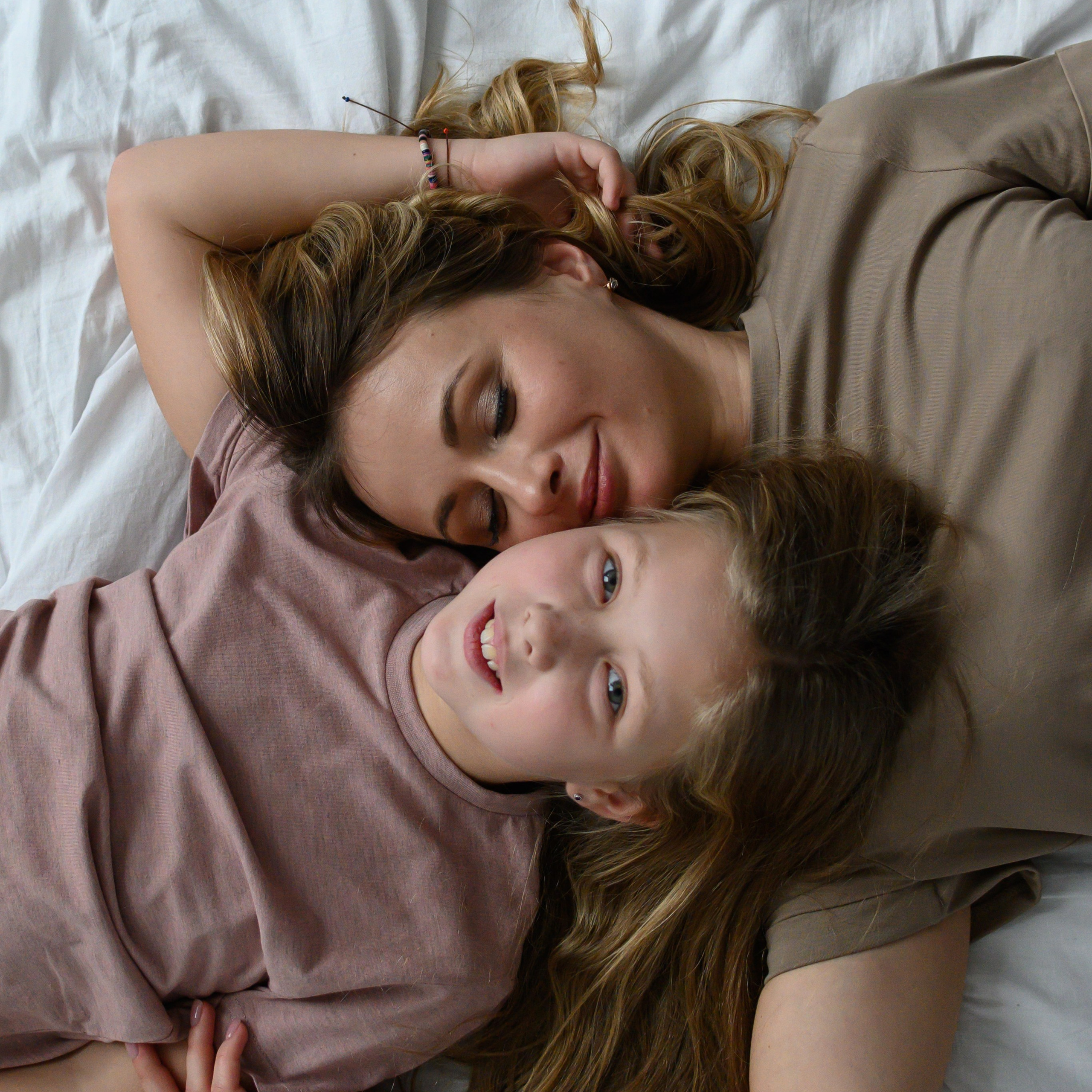 Карина и Юлия