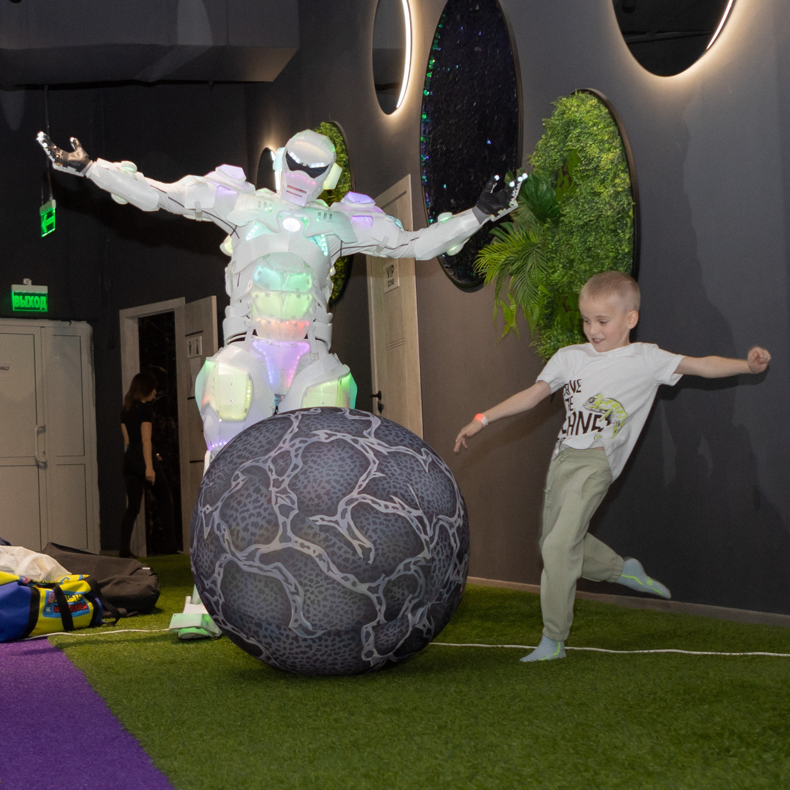 Репортажная детская, день рождения. Фотограф в Тюмени Вера Ильинова