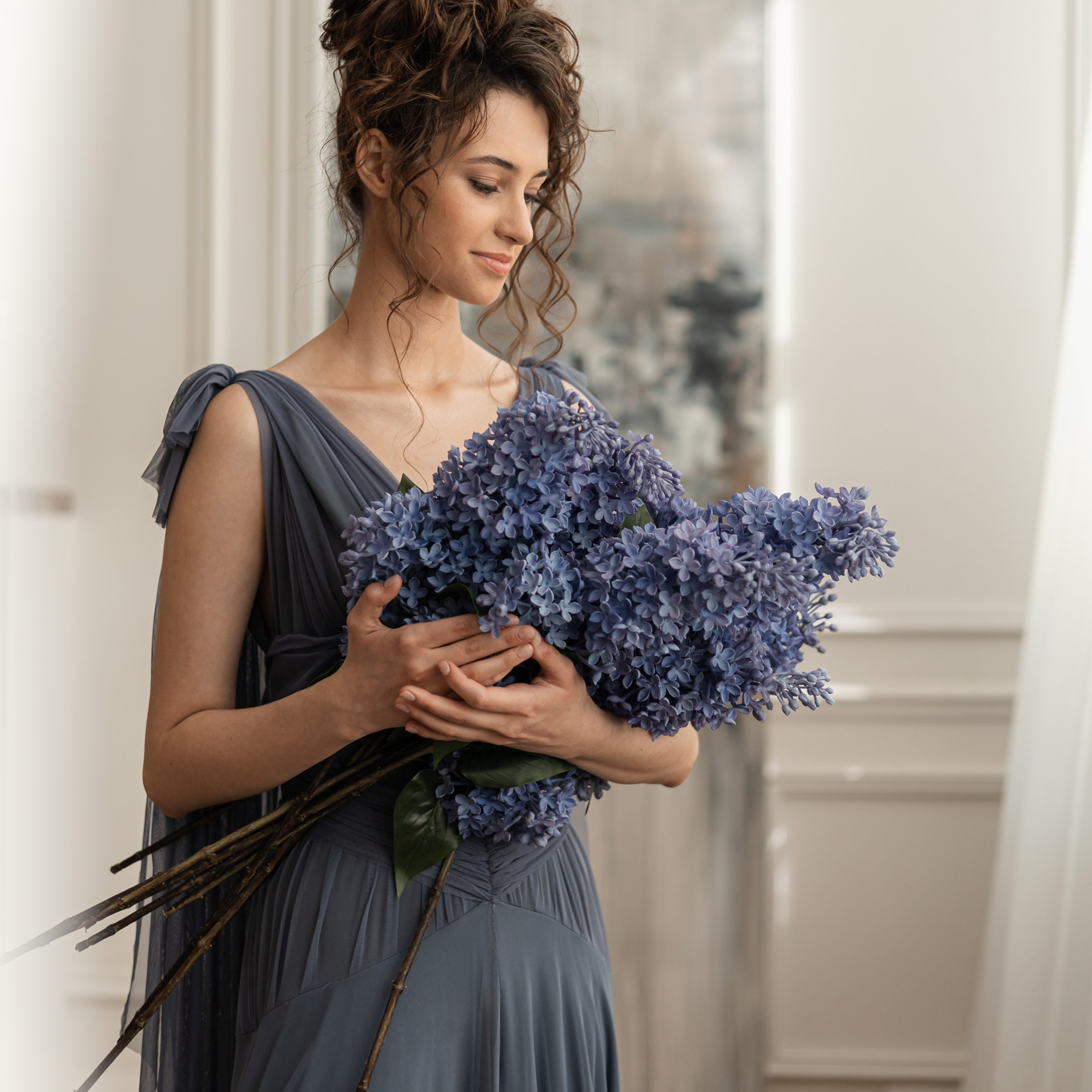 Девушка с сиренью. Фотограф в Тюмени Вера Ильинова