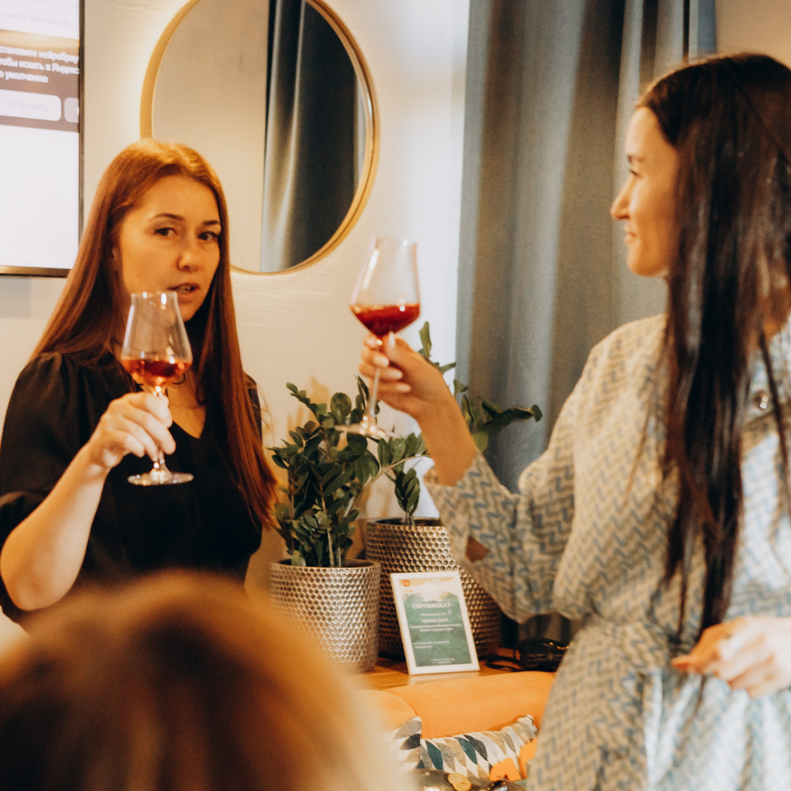 Репортажная, выпускной в турагенстве. Фотограф в Тюмени Вера Ильинова