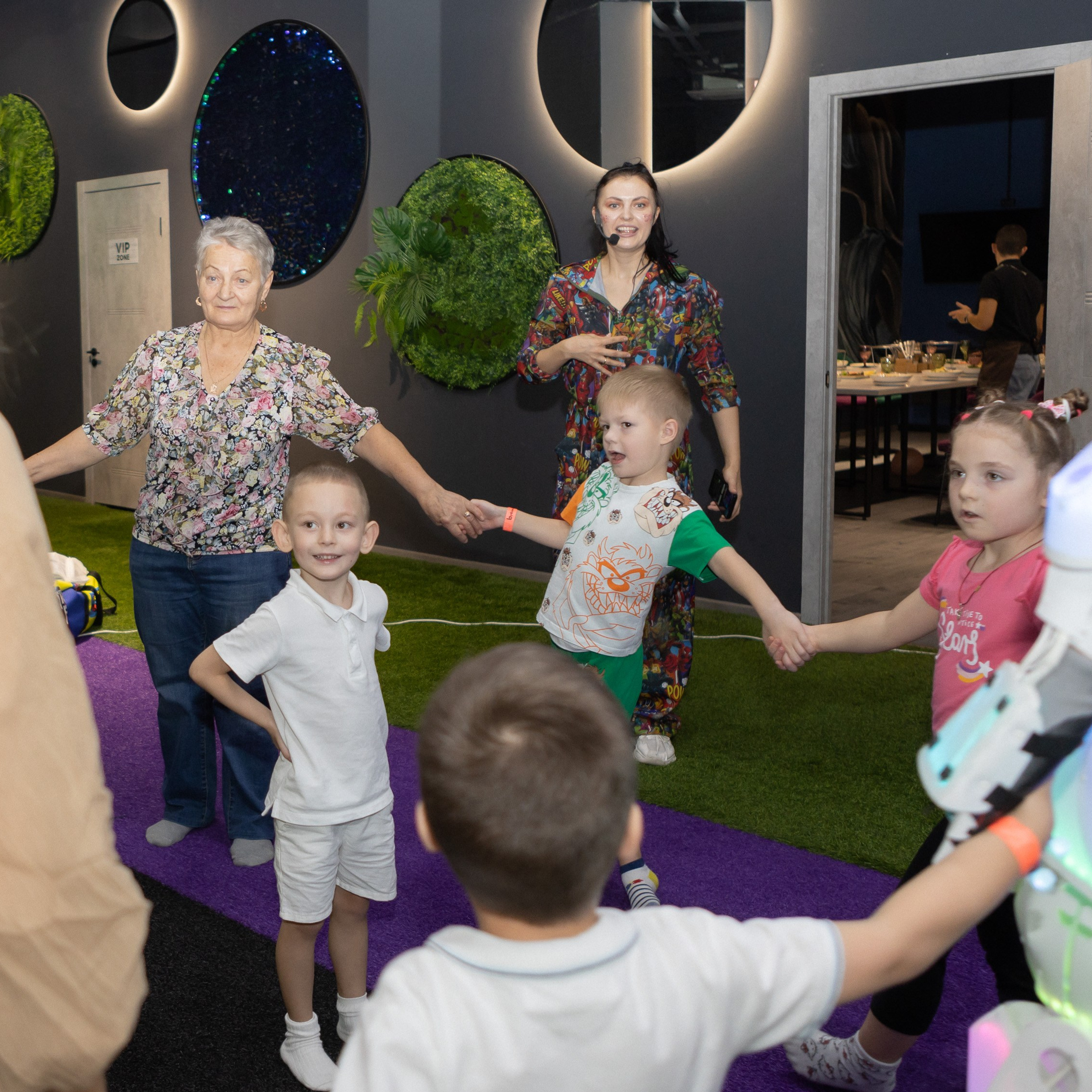 Репортажная детская, день рождения. Фотограф в Тюмени Вера Ильинова