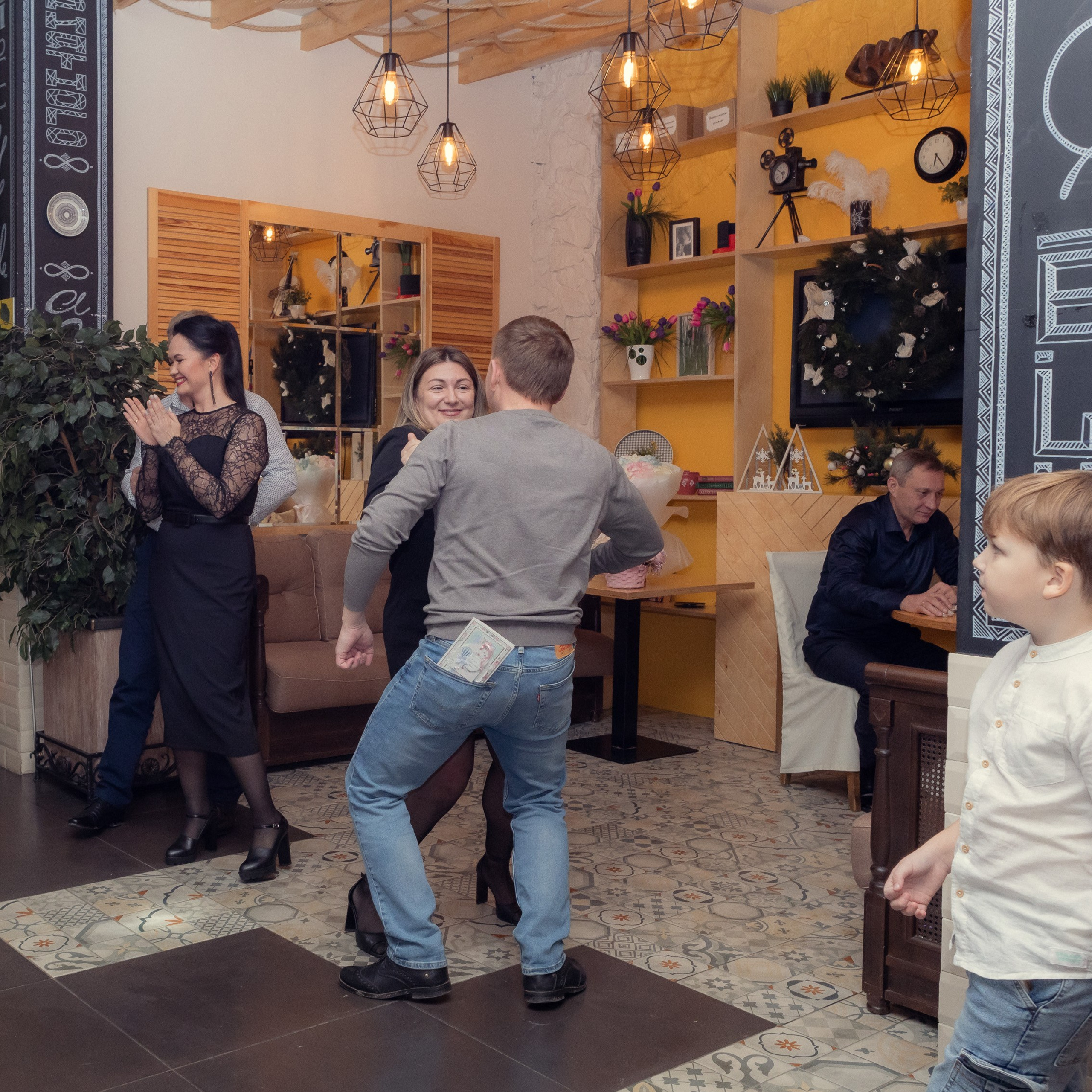 Репортажная, жемчужная свадьба. Фотограф в Тюмени Вера Ильинова