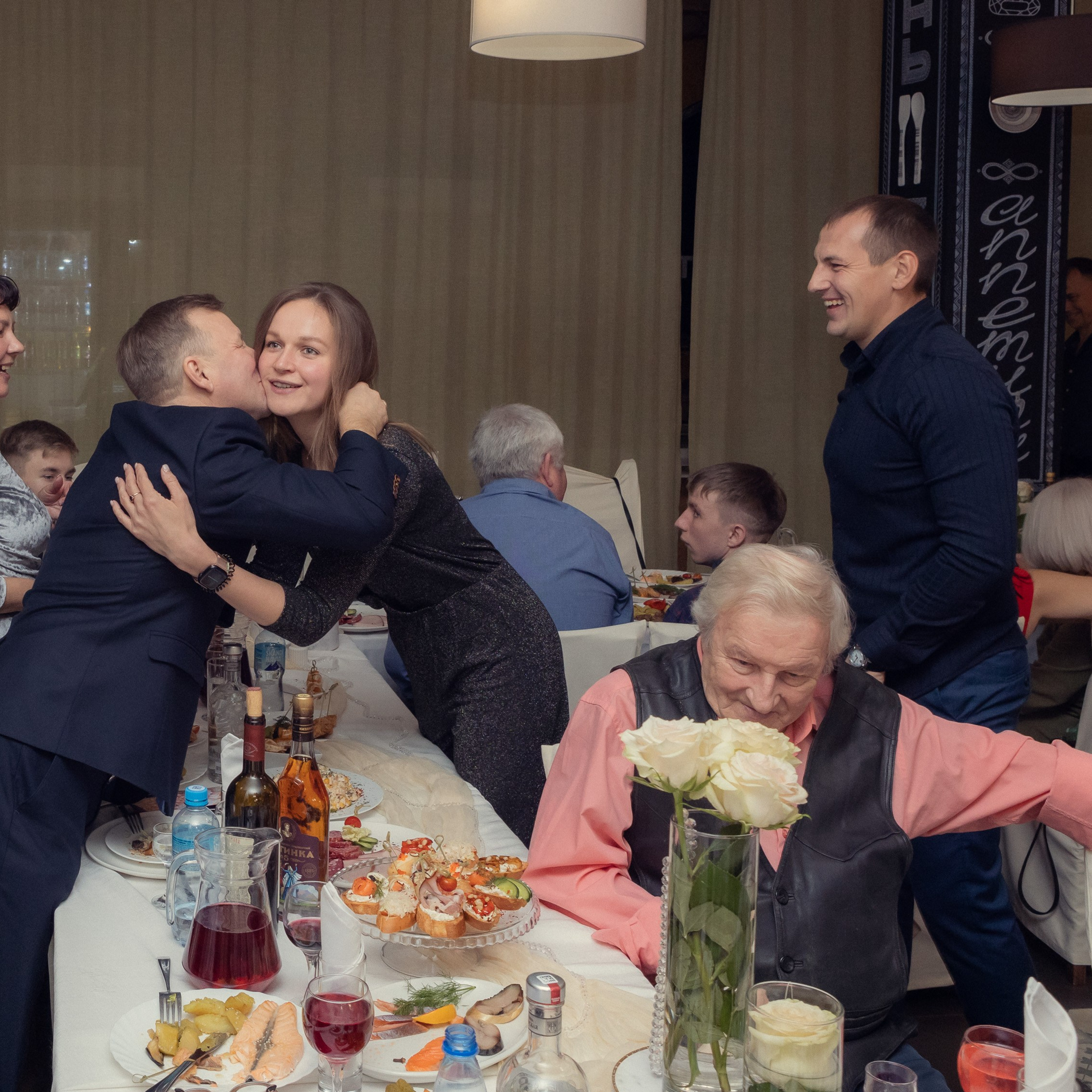 Репортажная, жемчужная свадьба. Фотограф в Тюмени Вера Ильинова