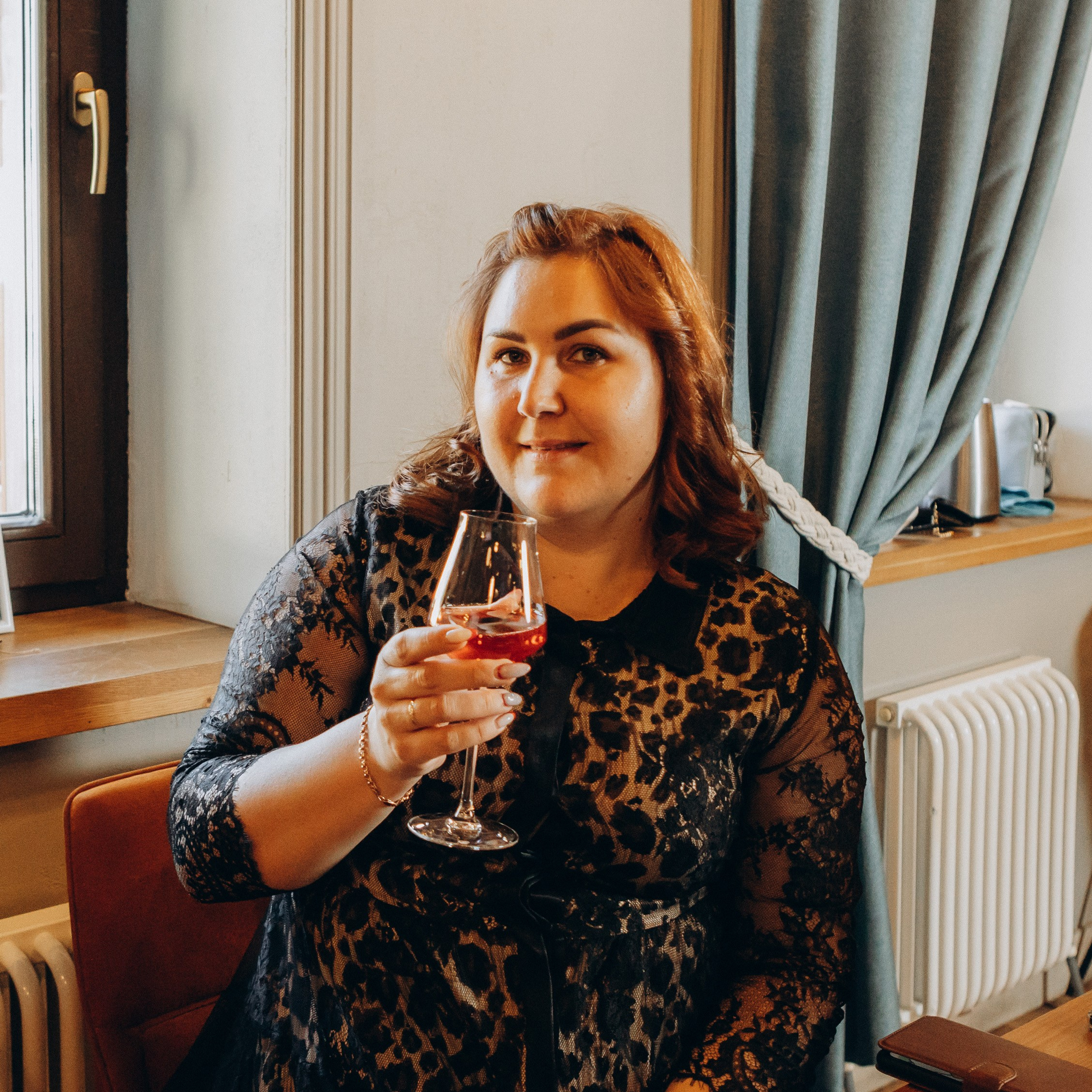 Репортажная, выпускной в турагенстве. Фотограф в Тюмени Вера Ильинова