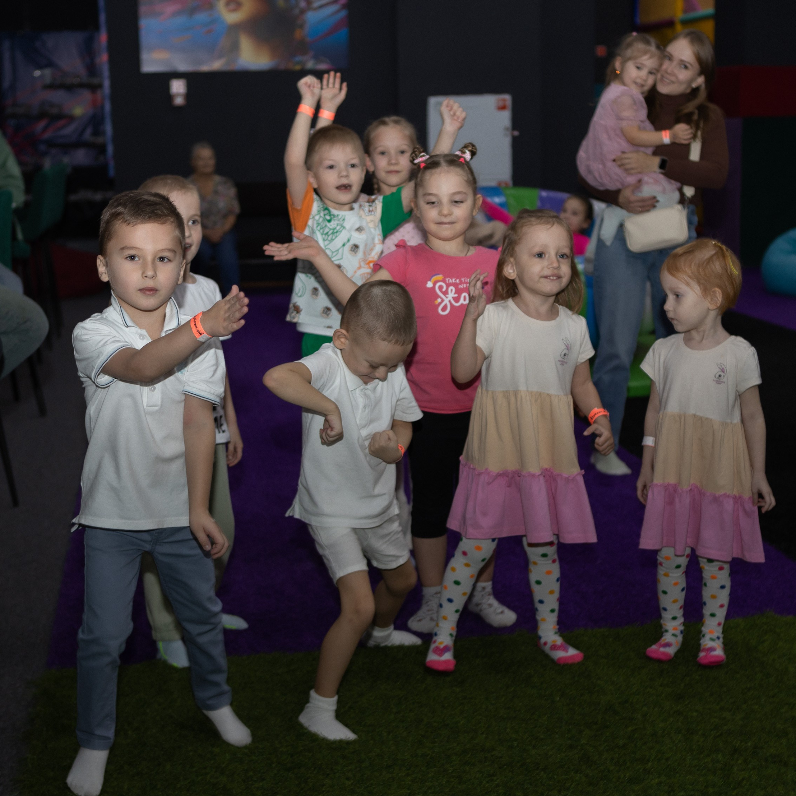 Репортажная детская, день рождения. Фотограф в Тюмени Вера Ильинова