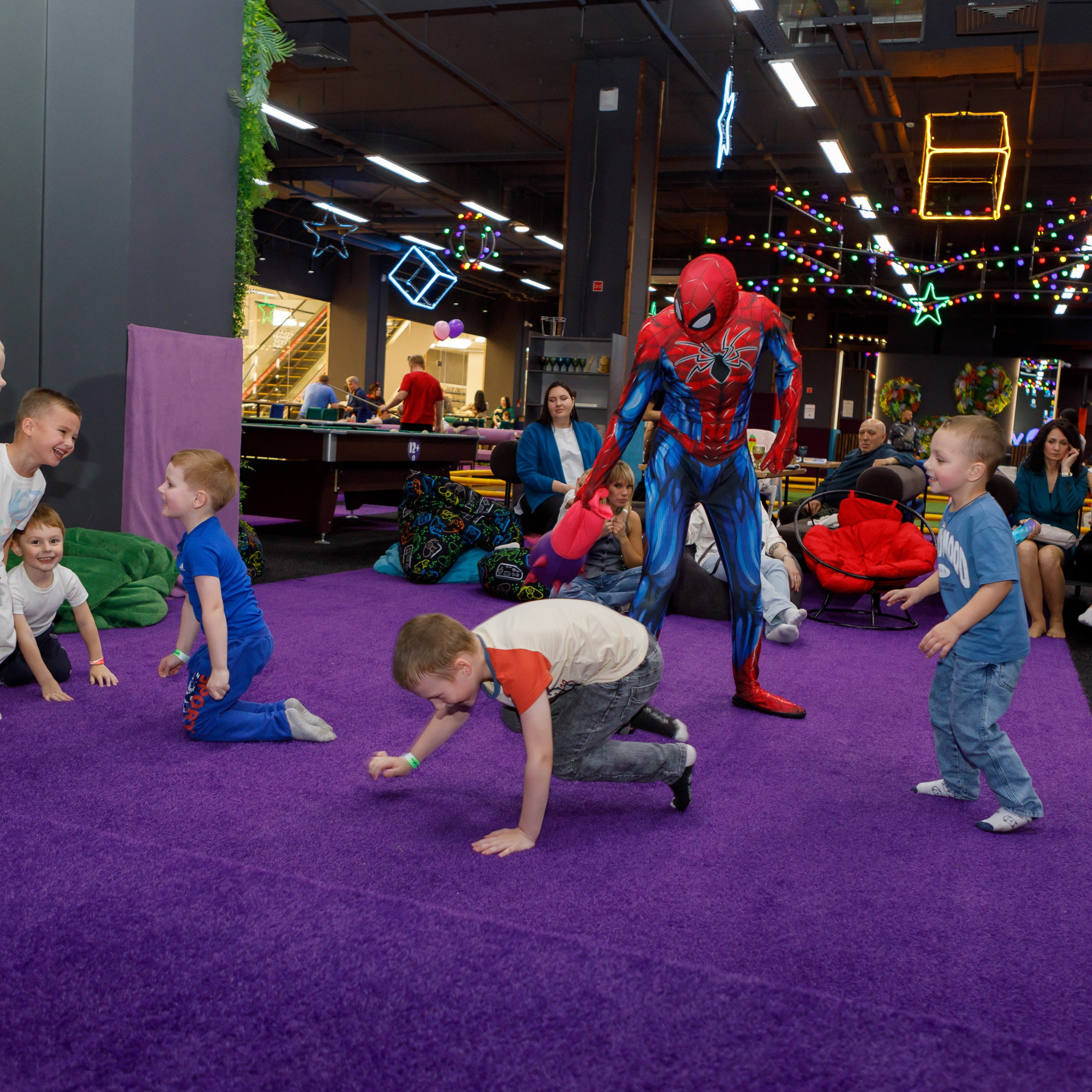 Репортажная детская, день рождения. Фотограф в Тюмени Вера Ильинова