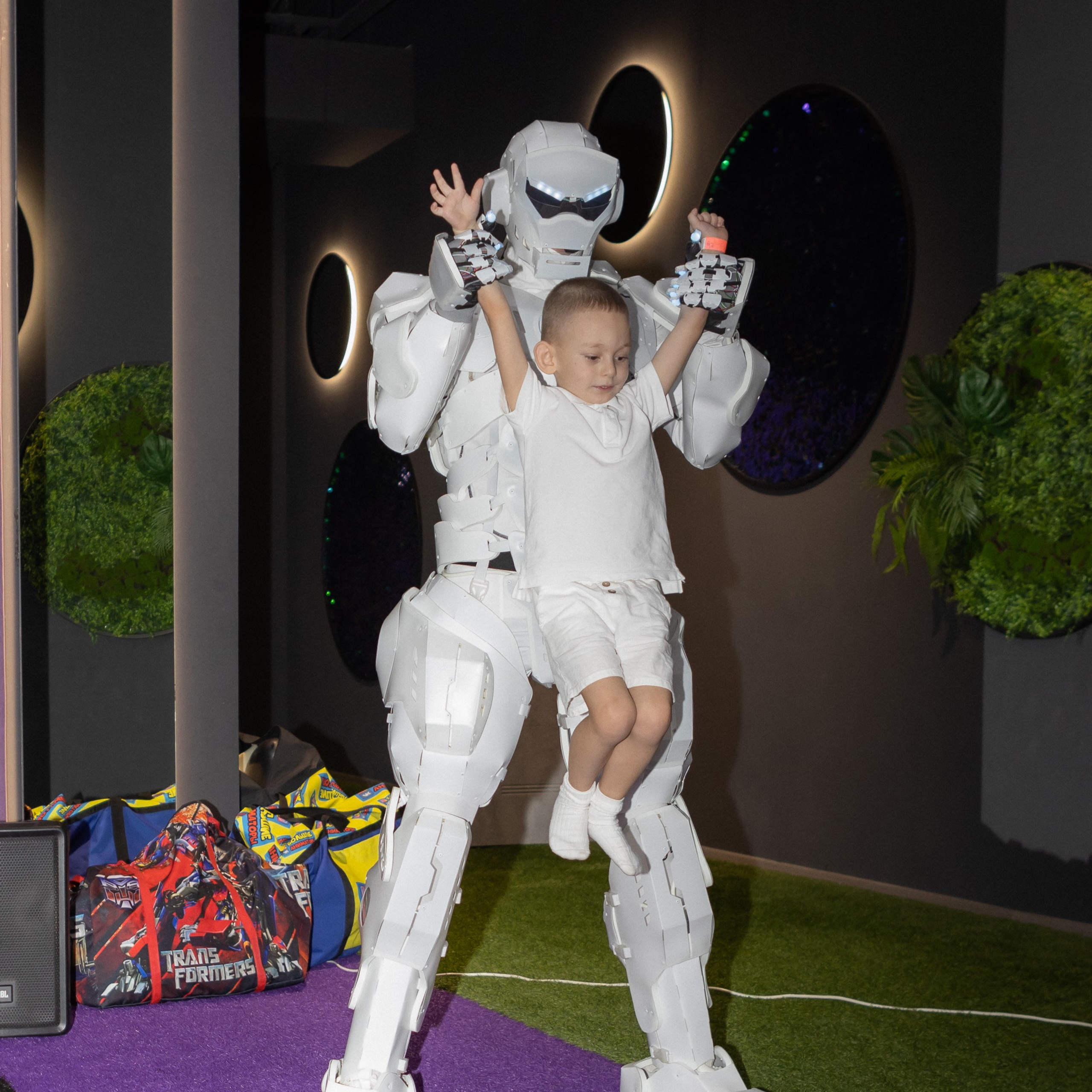 Репортажная детская, день рождения