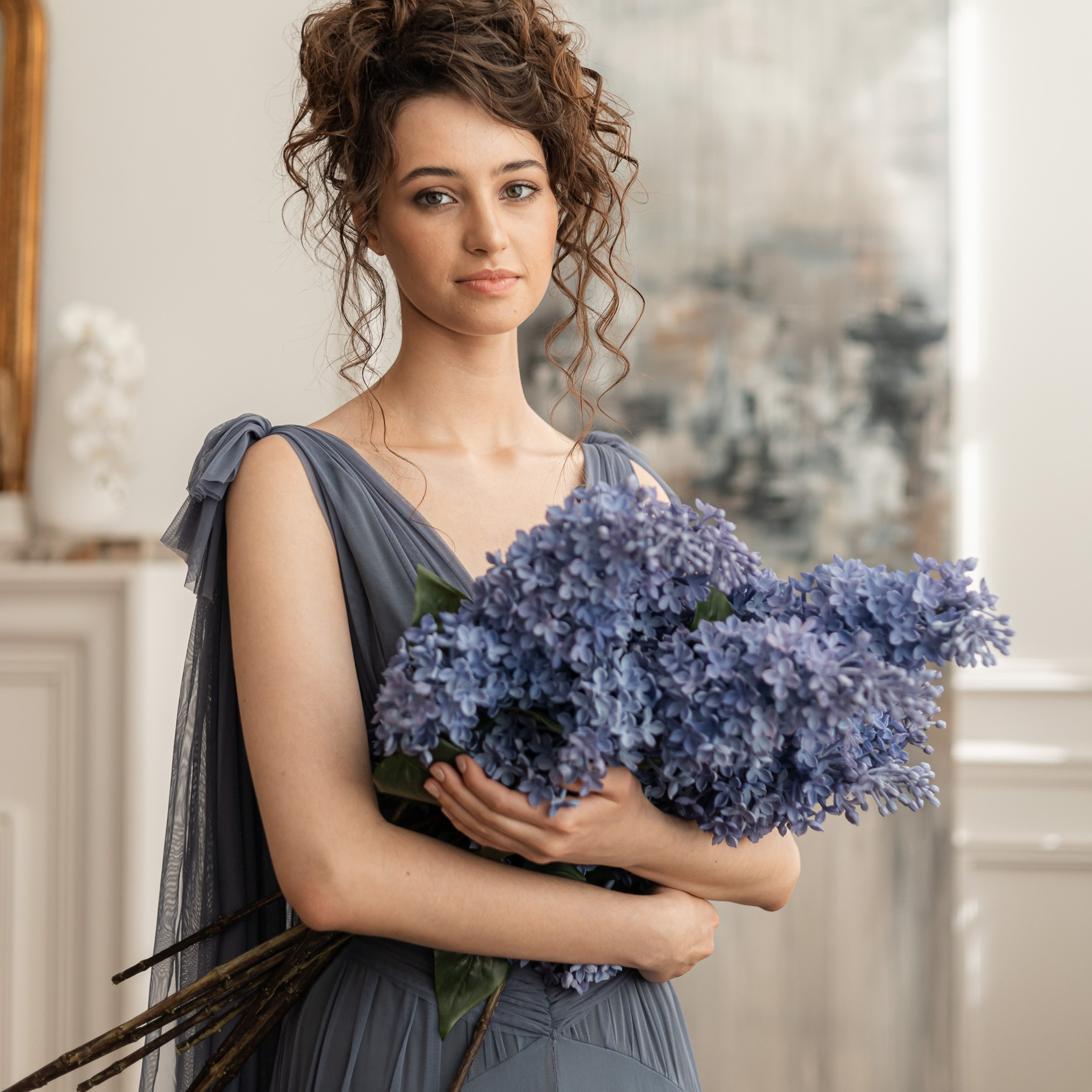 Девушка с сиренью. Фотограф в Тюмени Вера Ильинова