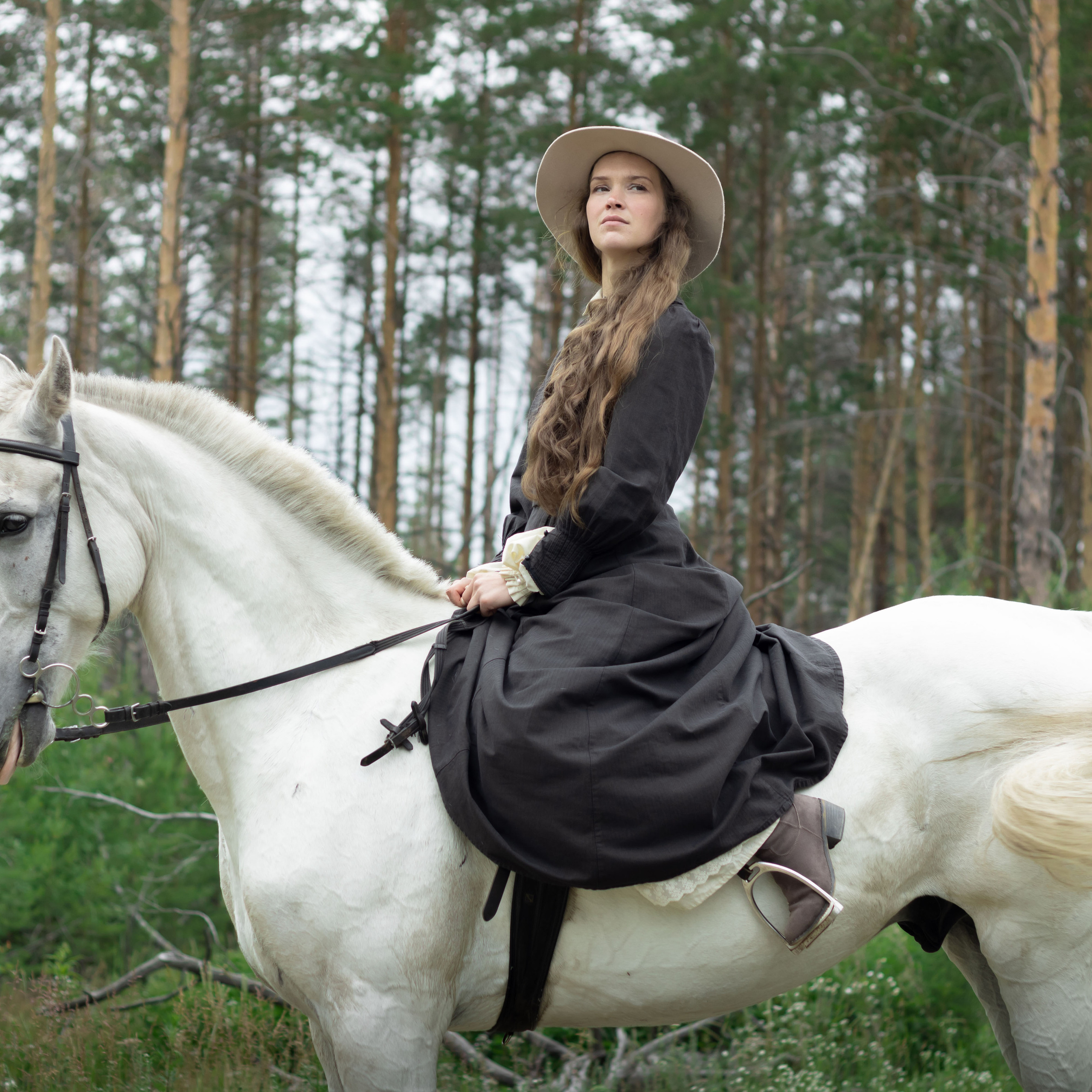 Прогулка на лошади. Фотограф в Тюмени Вера Ильинова