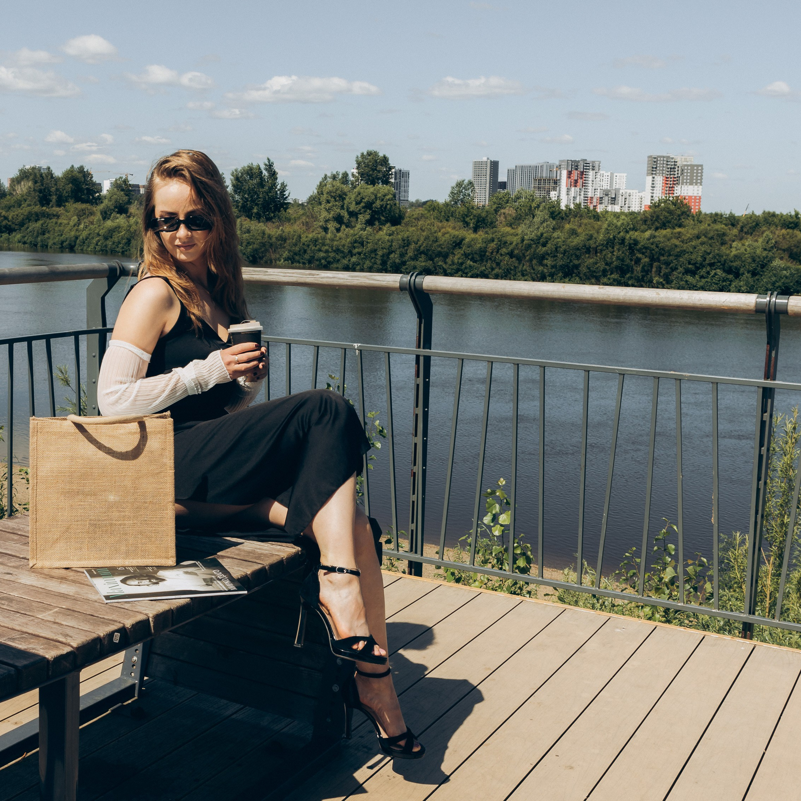 Прогулка в городе в солнечный день. Фотограф в Тюмени Вера Ильинова