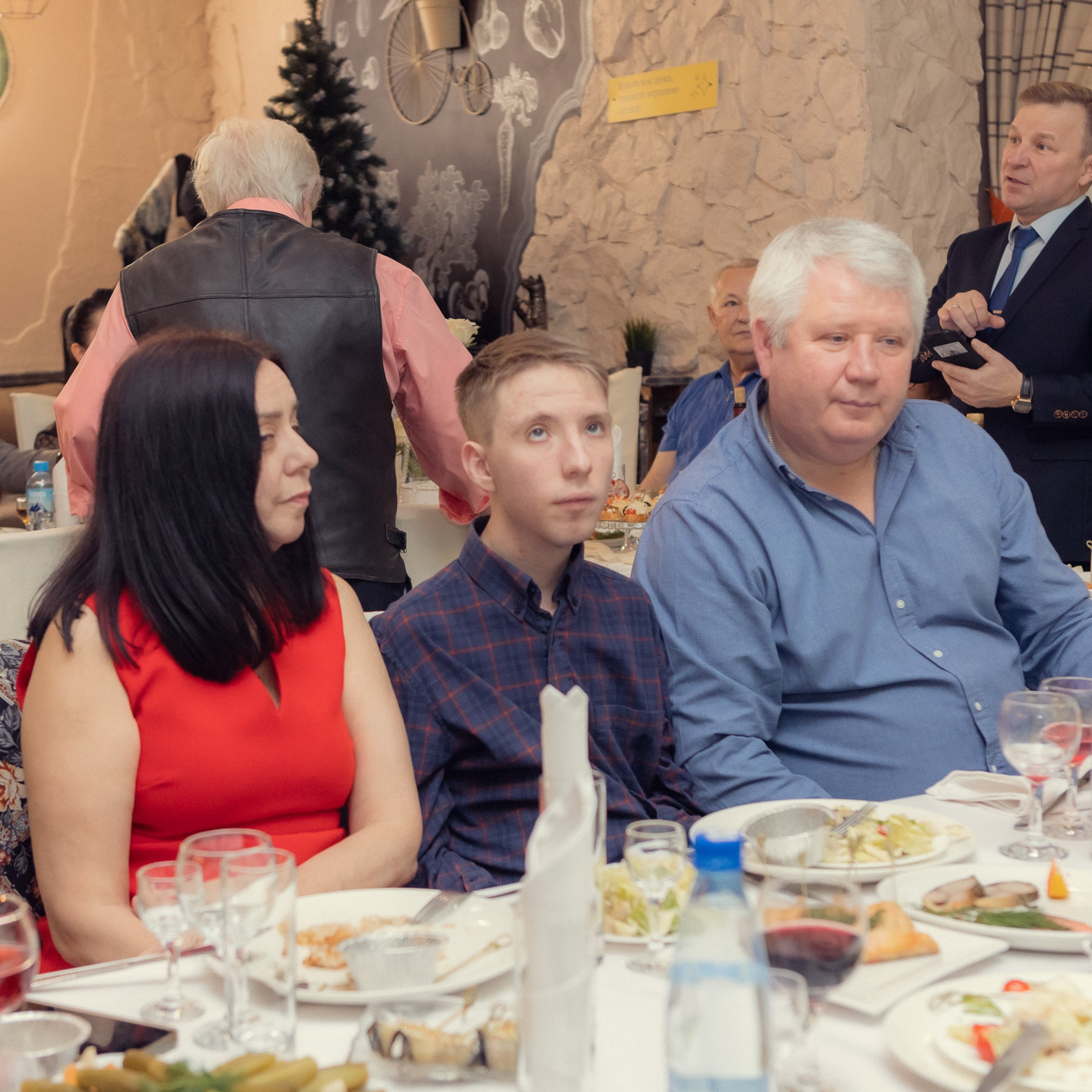 Репортажная, жемчужная свадьба. Фотограф в Тюмени Вера Ильинова