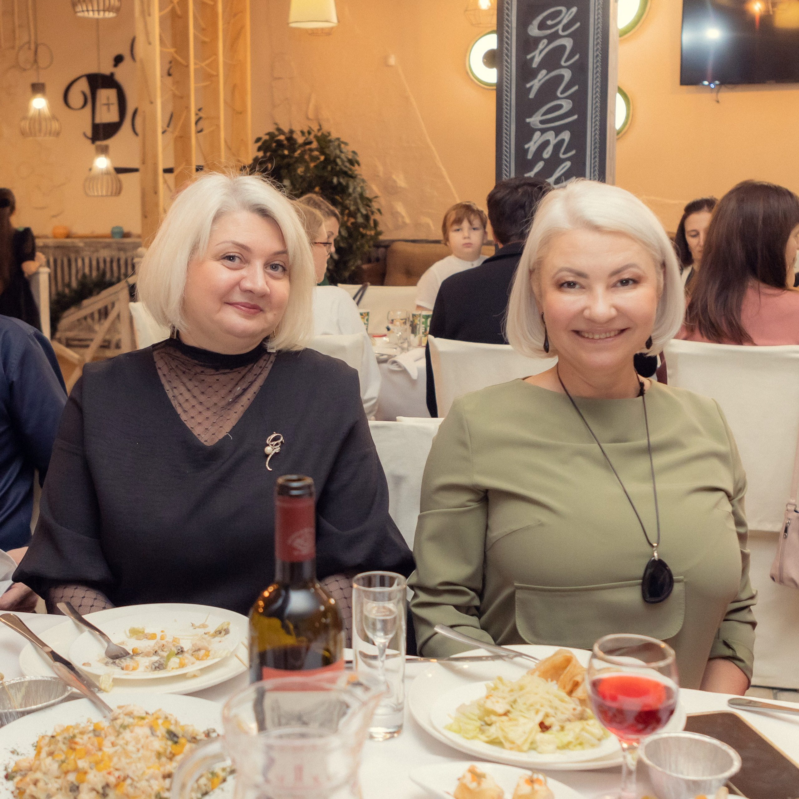 Репортажная, жемчужная свадьба. Фотограф в Тюмени Вера Ильинова