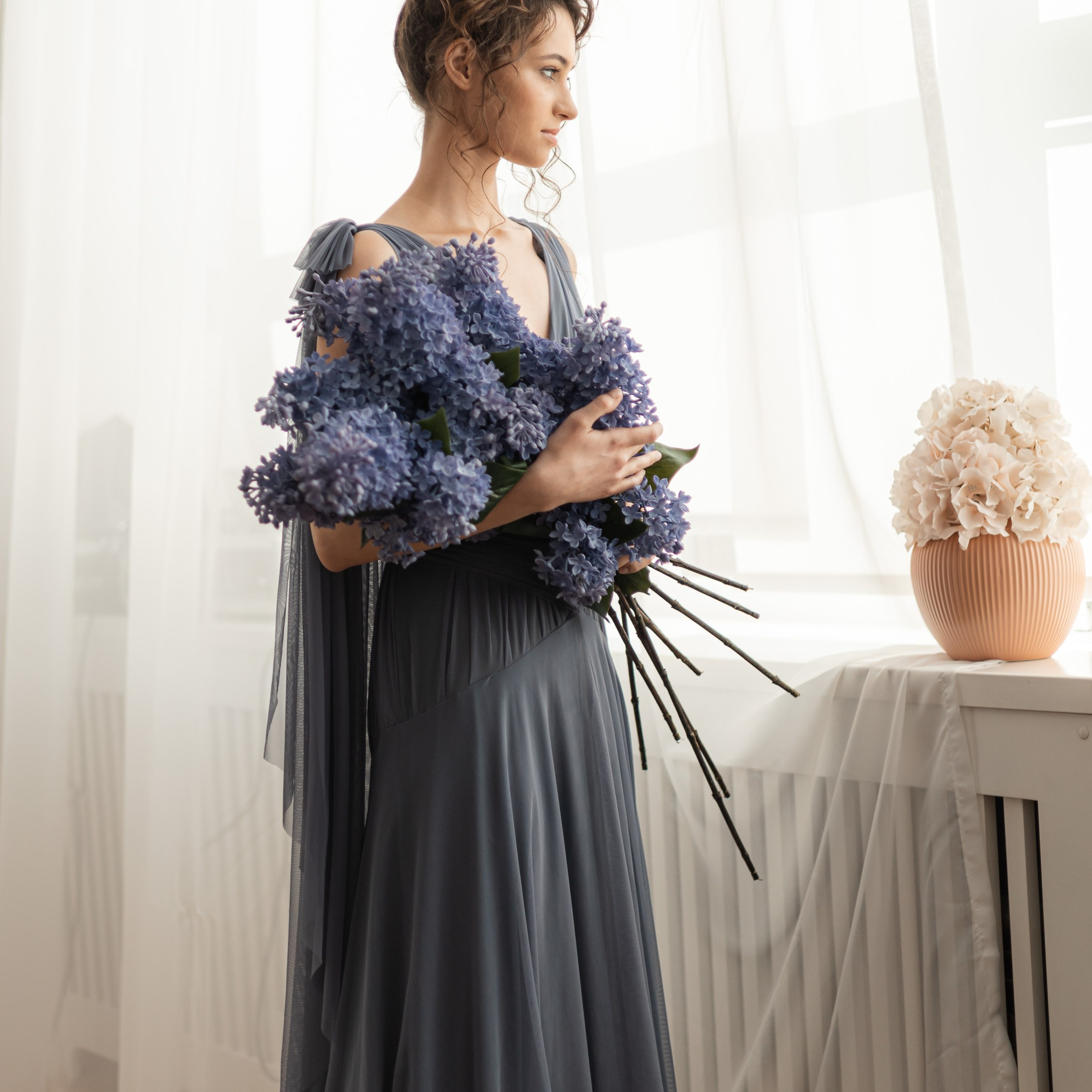 Девушка с сиренью. Фотограф в Тюмени Вера Ильинова