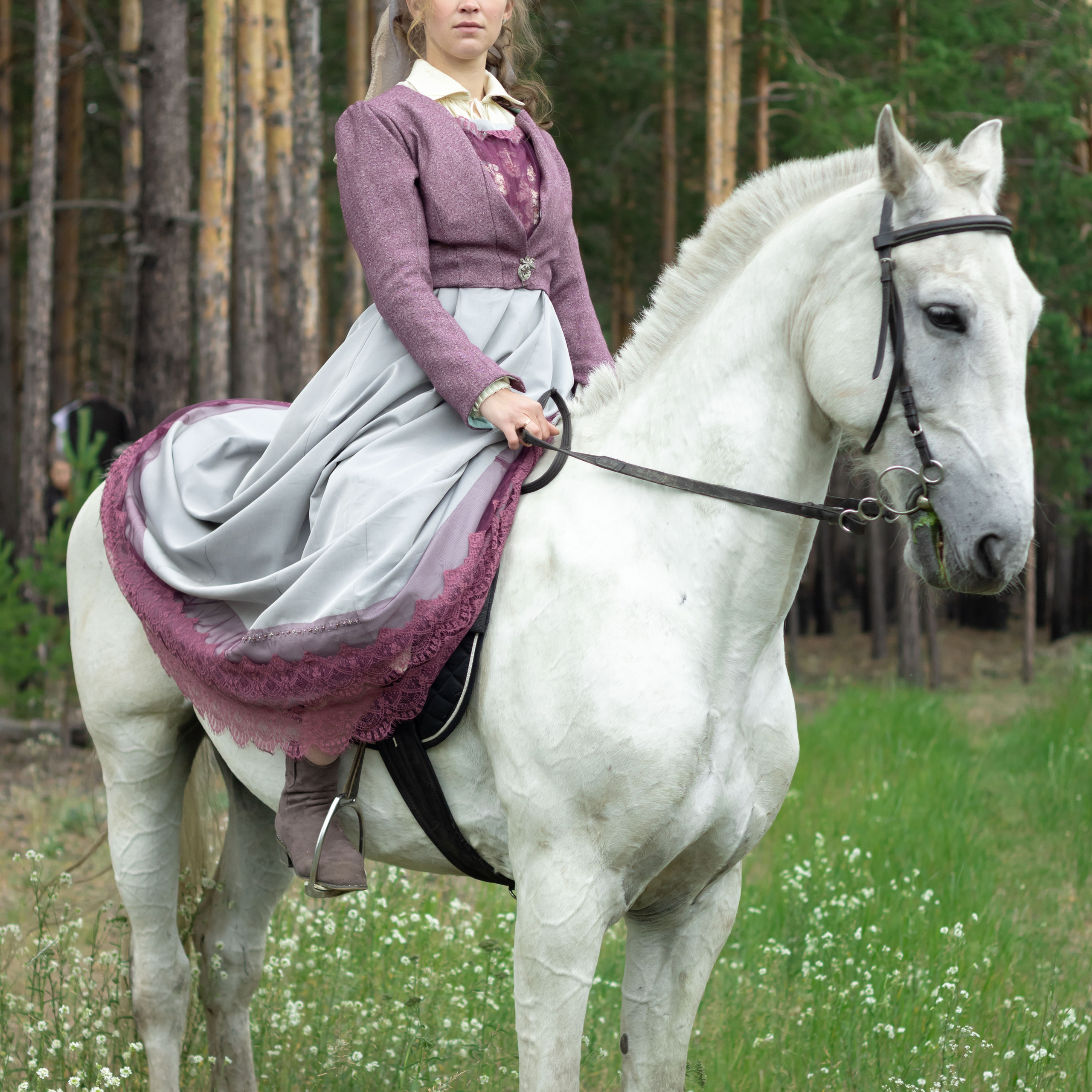 Прогулка на лошади. Фотограф в Тюмени Вера Ильинова