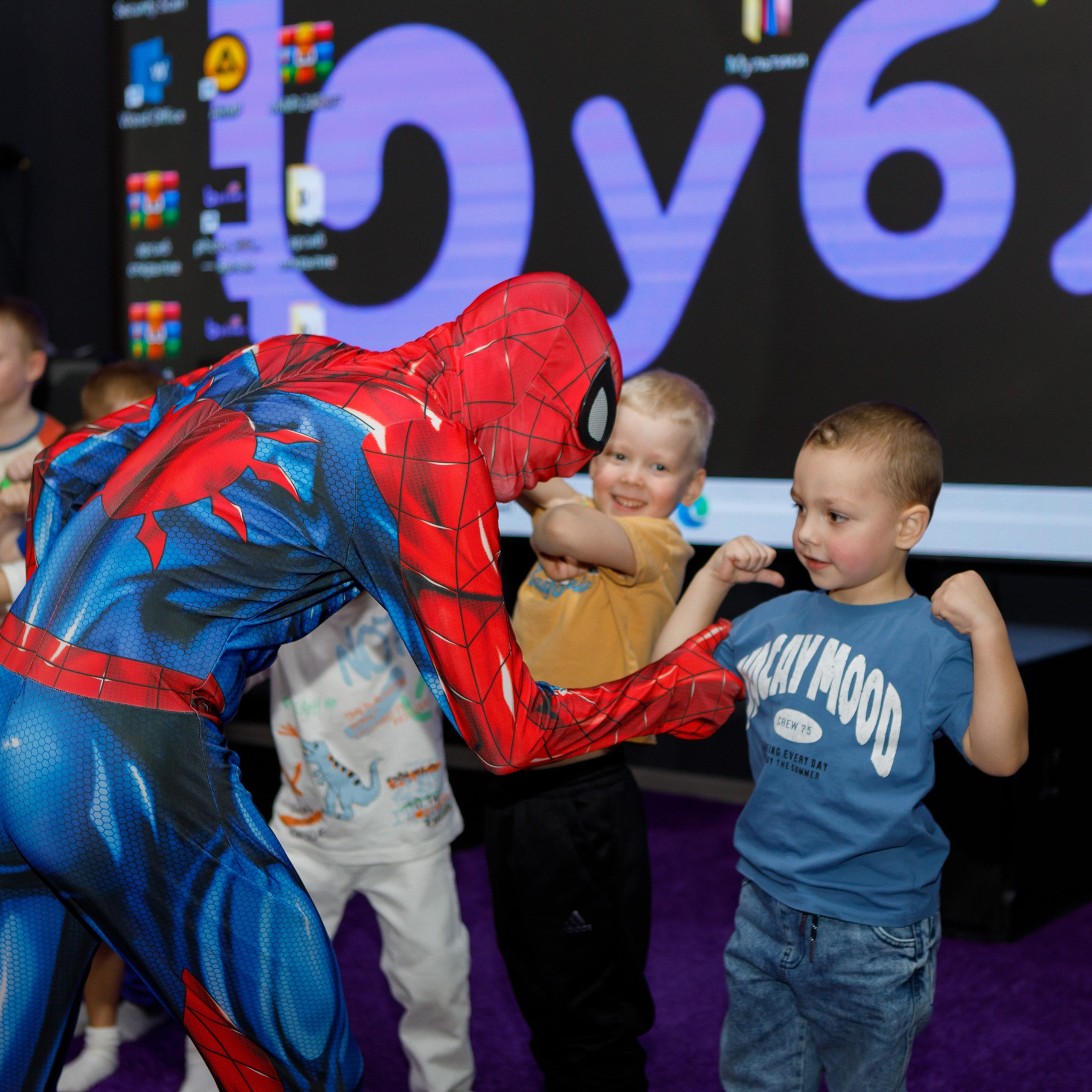 Репортажная детская, день рождения. Фотограф в Тюмени Вера Ильинова