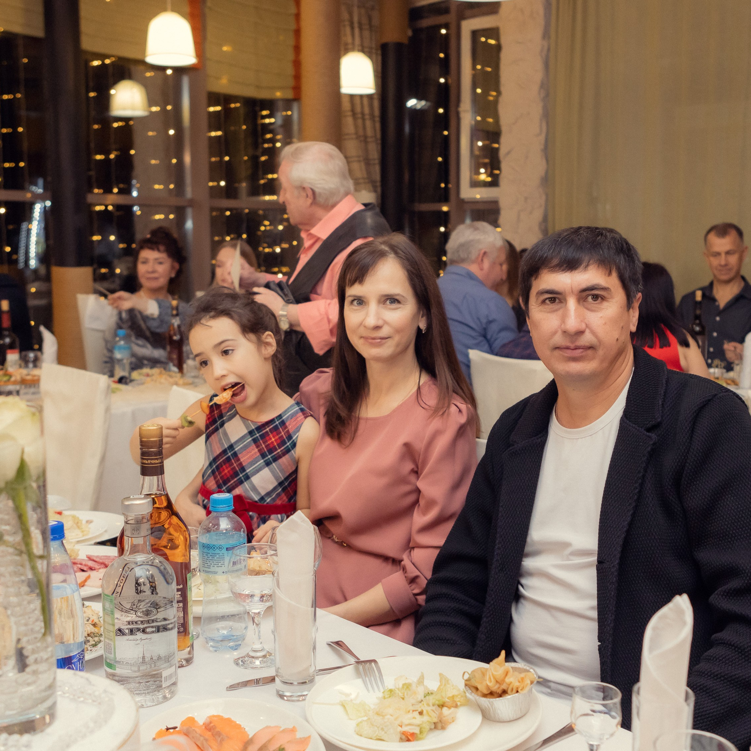 Репортажная, жемчужная свадьба. Фотограф в Тюмени Вера Ильинова