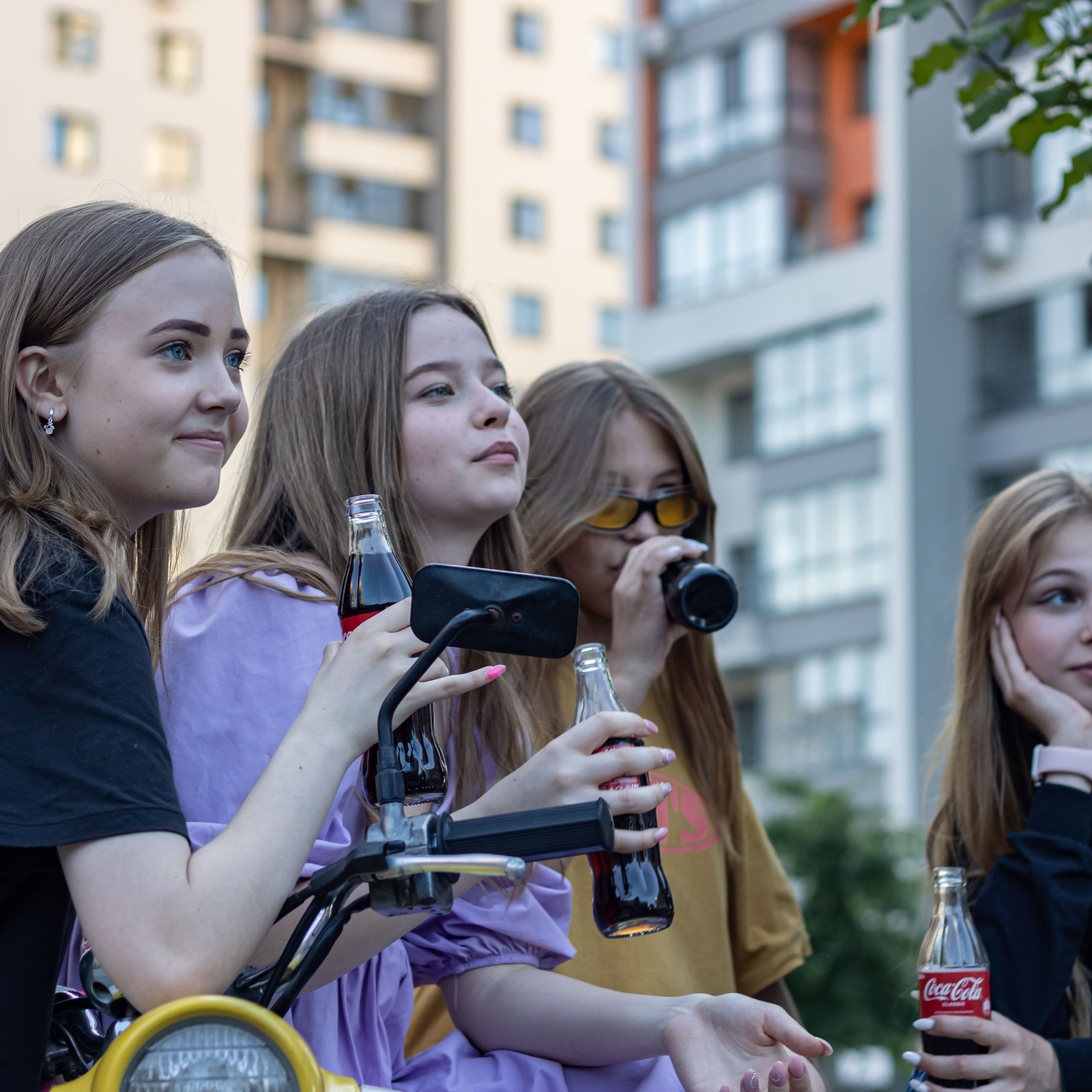 Прогулка подружек. Фотограф в Тюмени Вера Ильинова